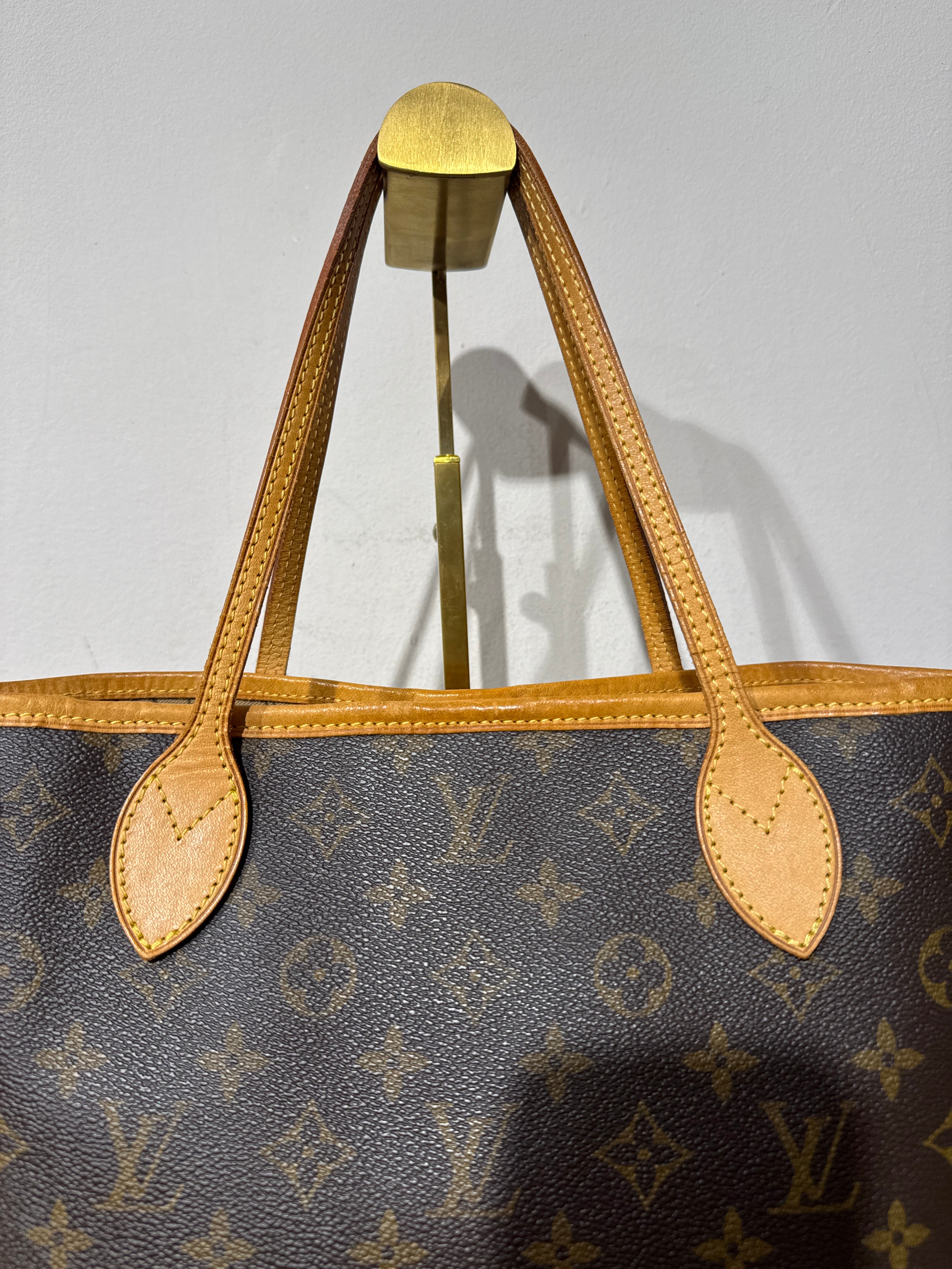 Louis Vuitton Neverfull PM