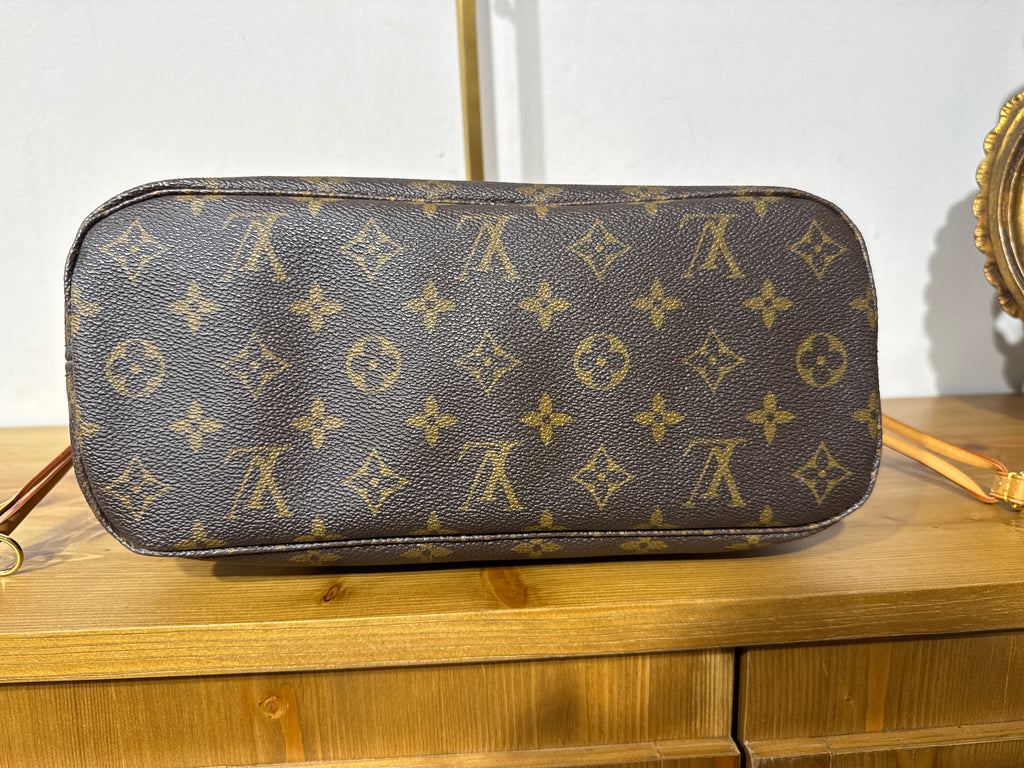 Louis Vuitton Neverfull PM
