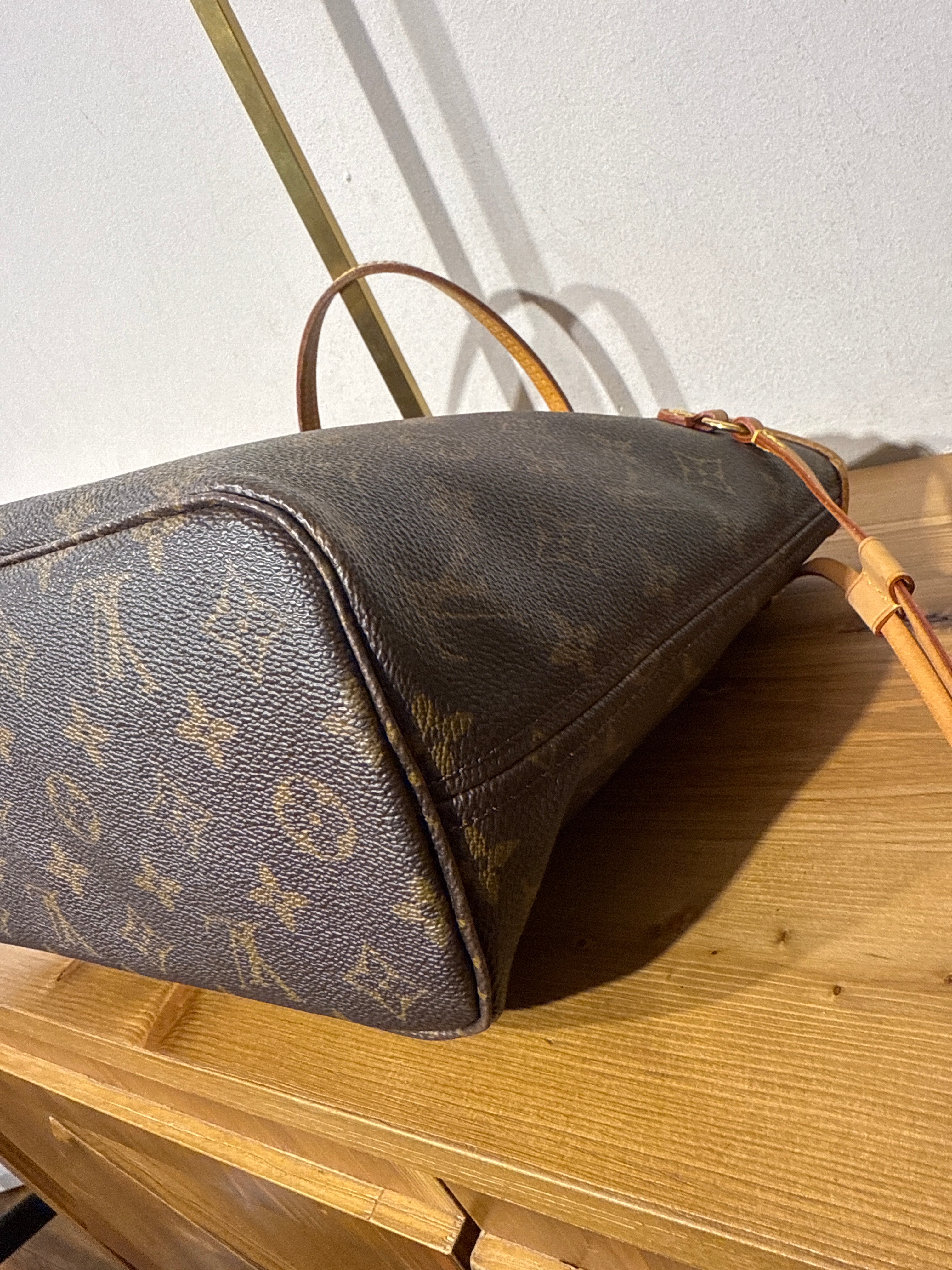 Louis Vuitton Neverfull PM