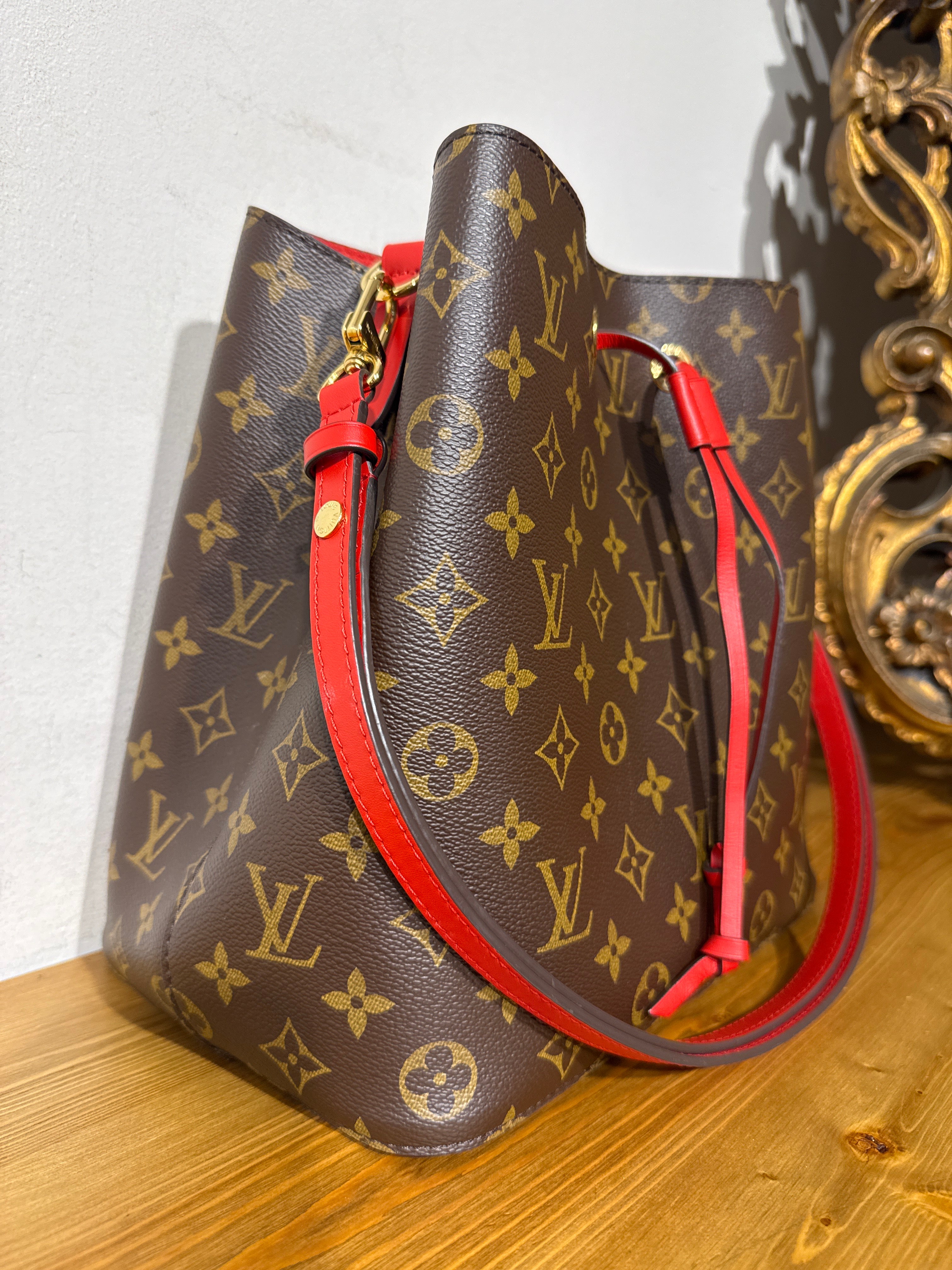 Louis Vuitton NeoNoè