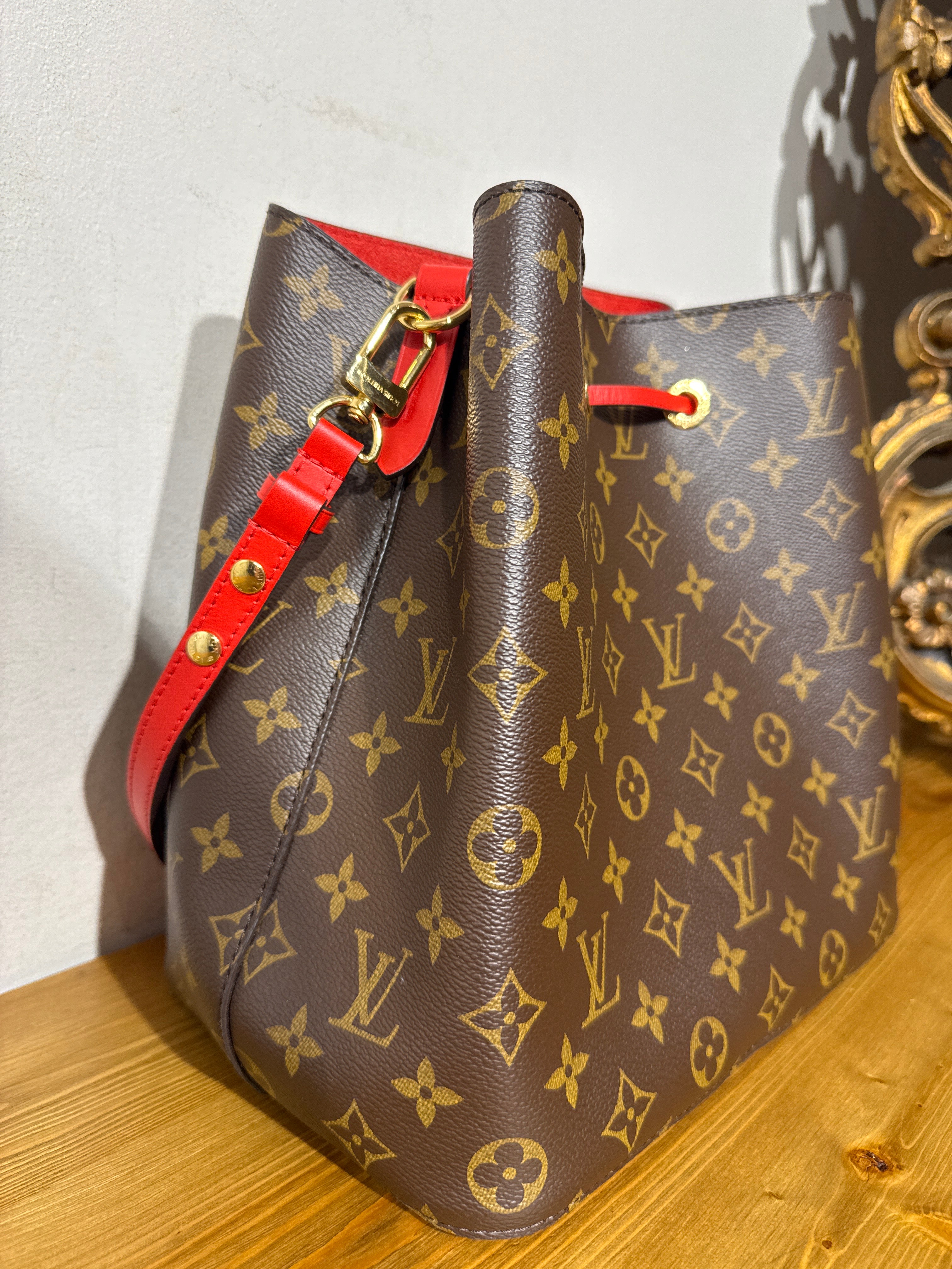 Louis Vuitton NeoNoè