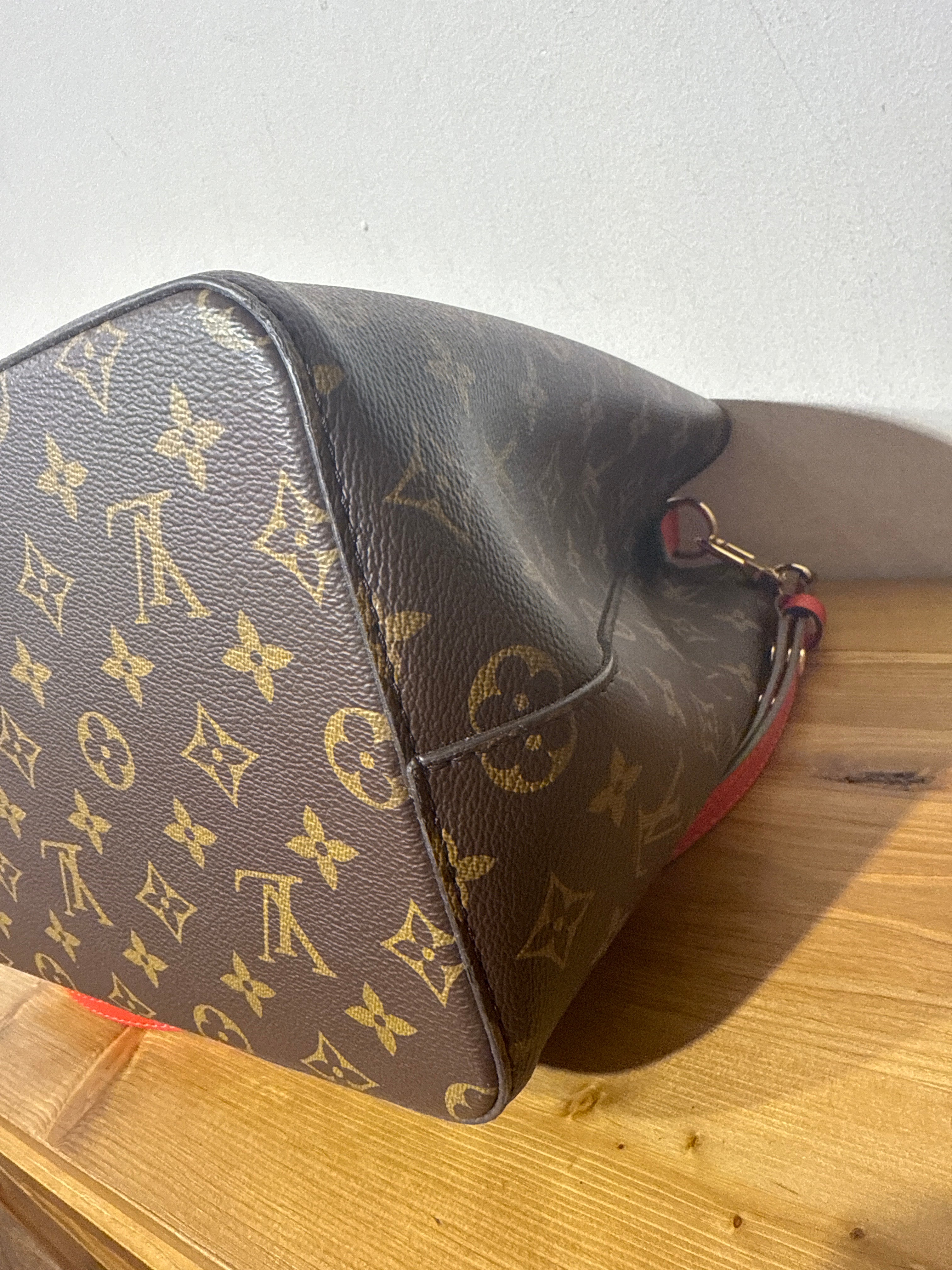 Louis Vuitton NeoNoè