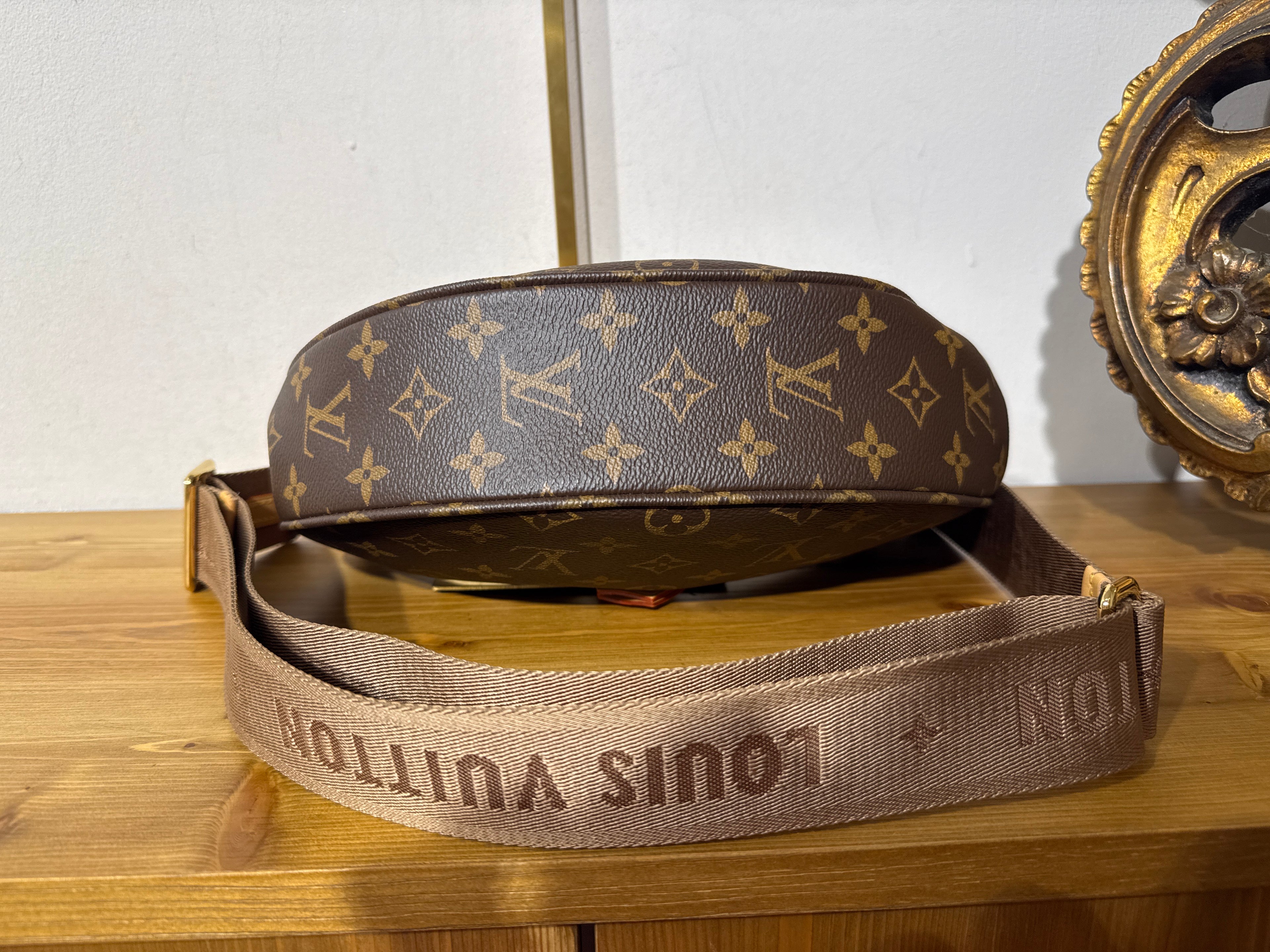 Louis Vuitton Looping