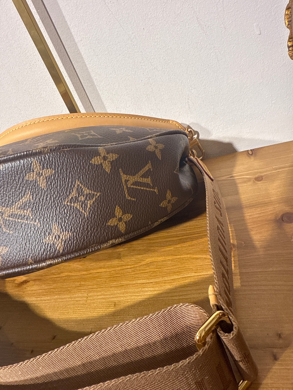 Louis Vuitton Looping