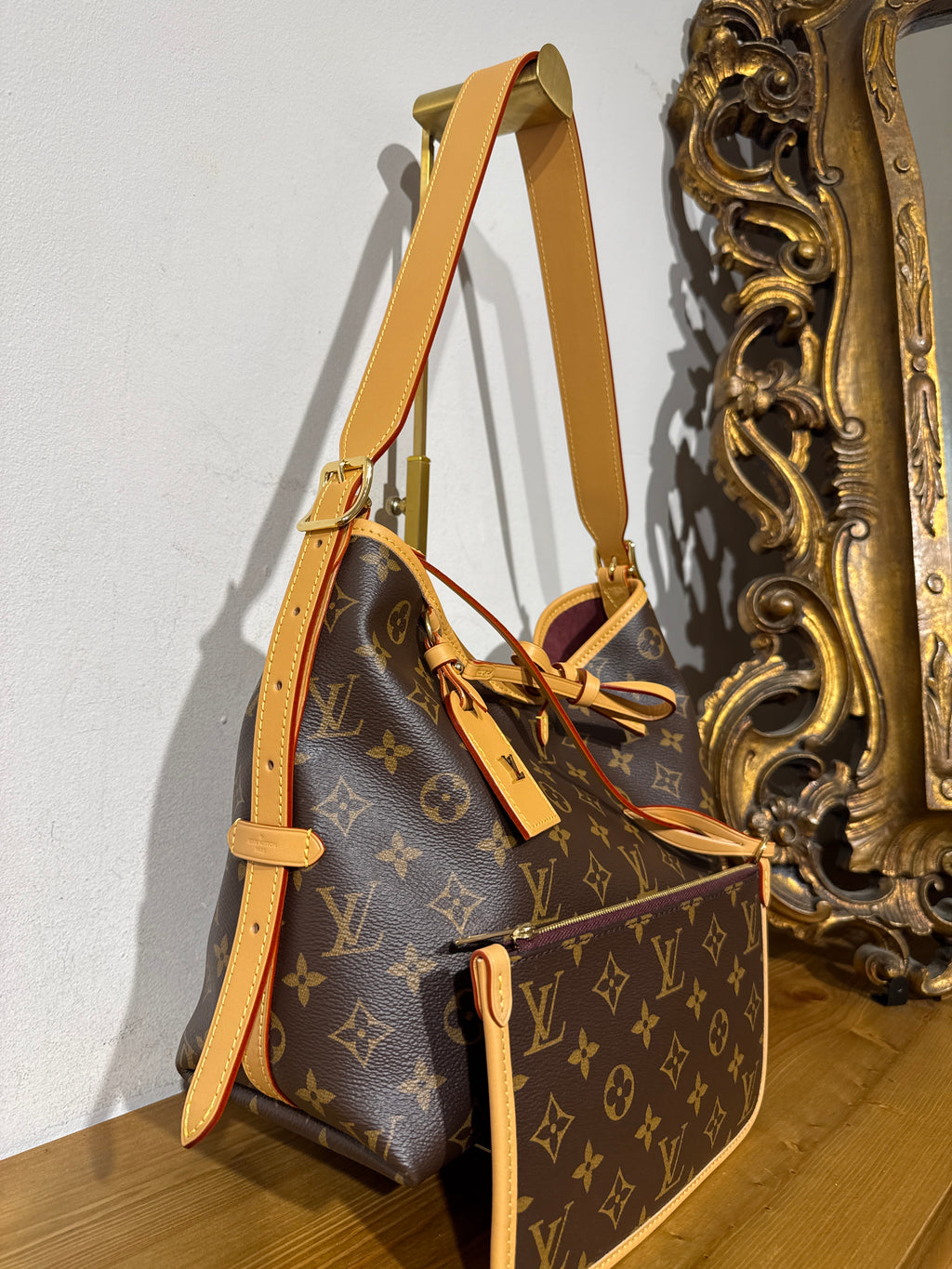 Louis Vuitton Carry All PM