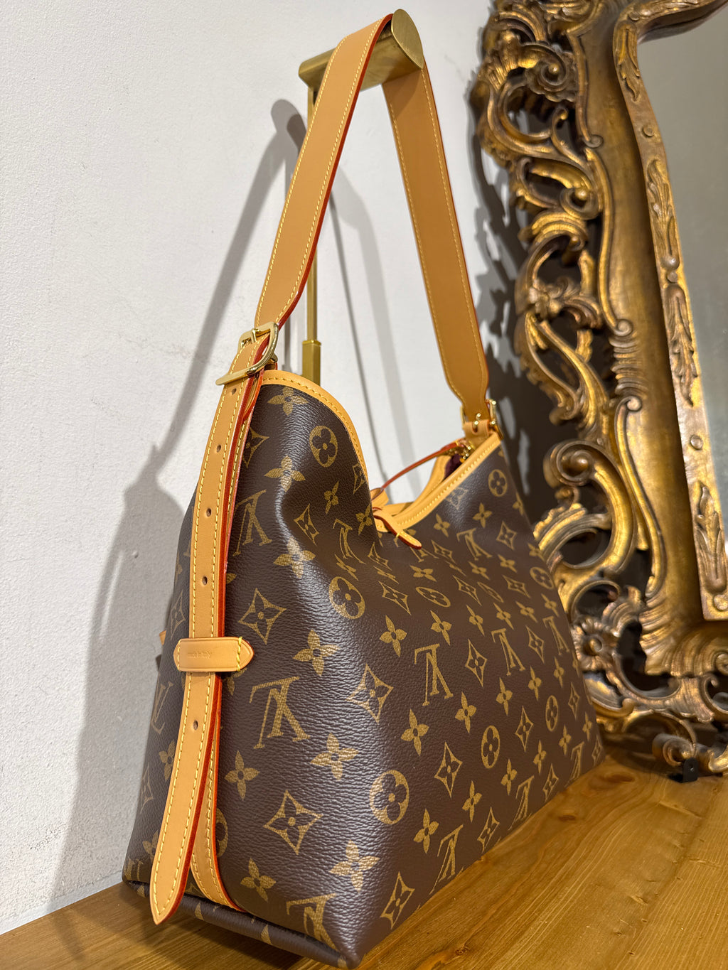 Louis Vuitton Carry All PM