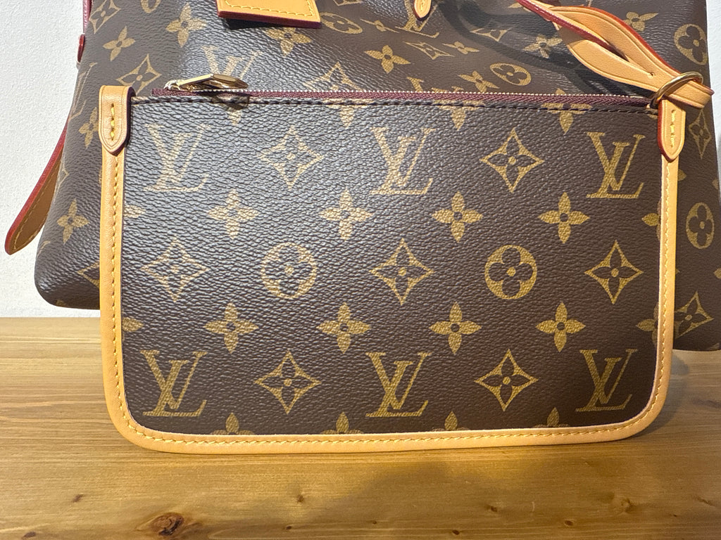 Louis Vuitton Carry All PM