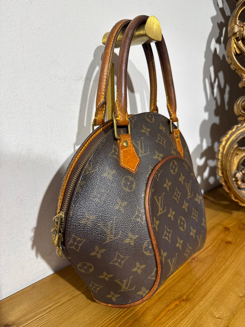 Louis Vuitto Ellipse PM