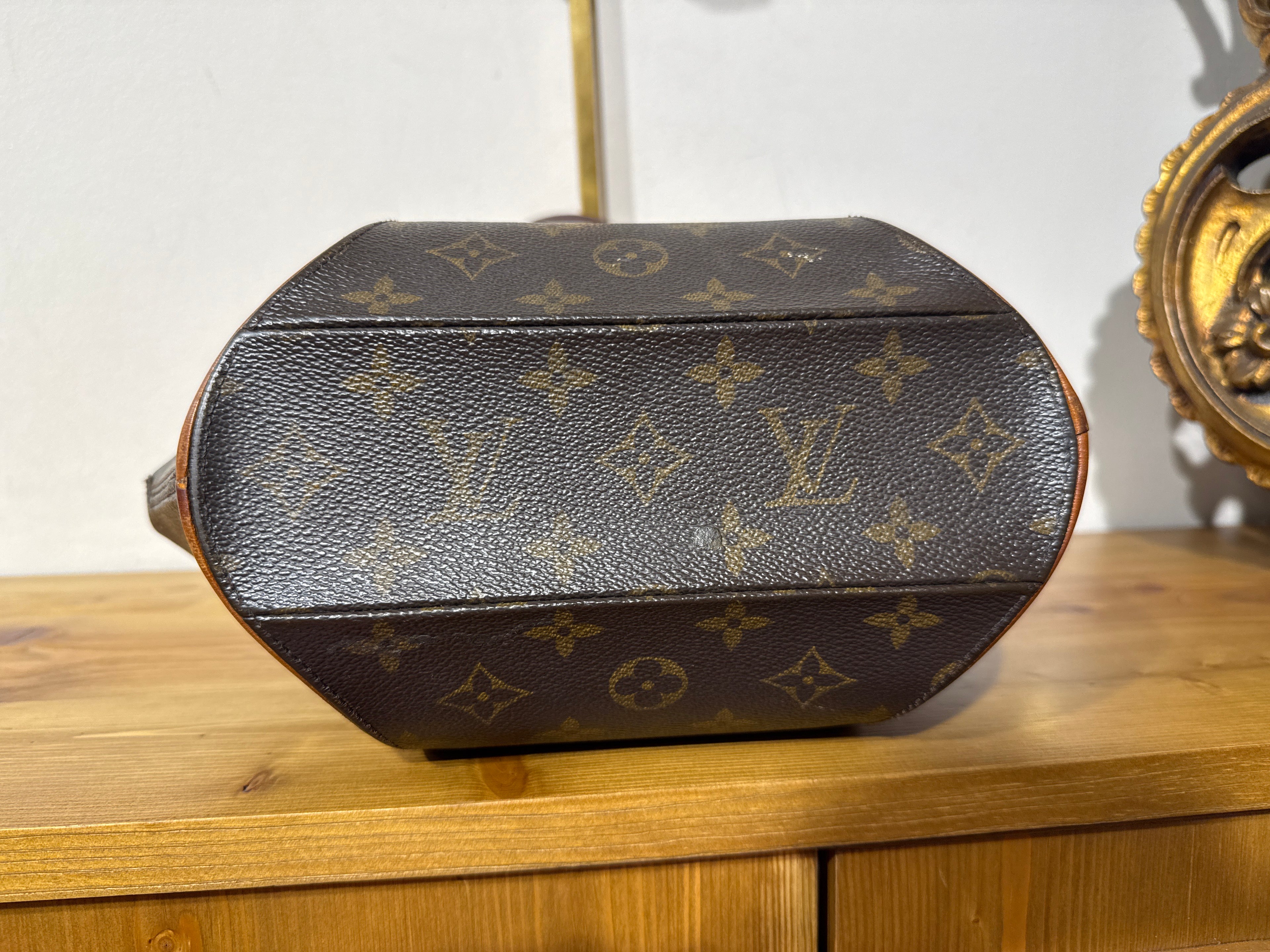 Louis Vuitto Ellipse PM