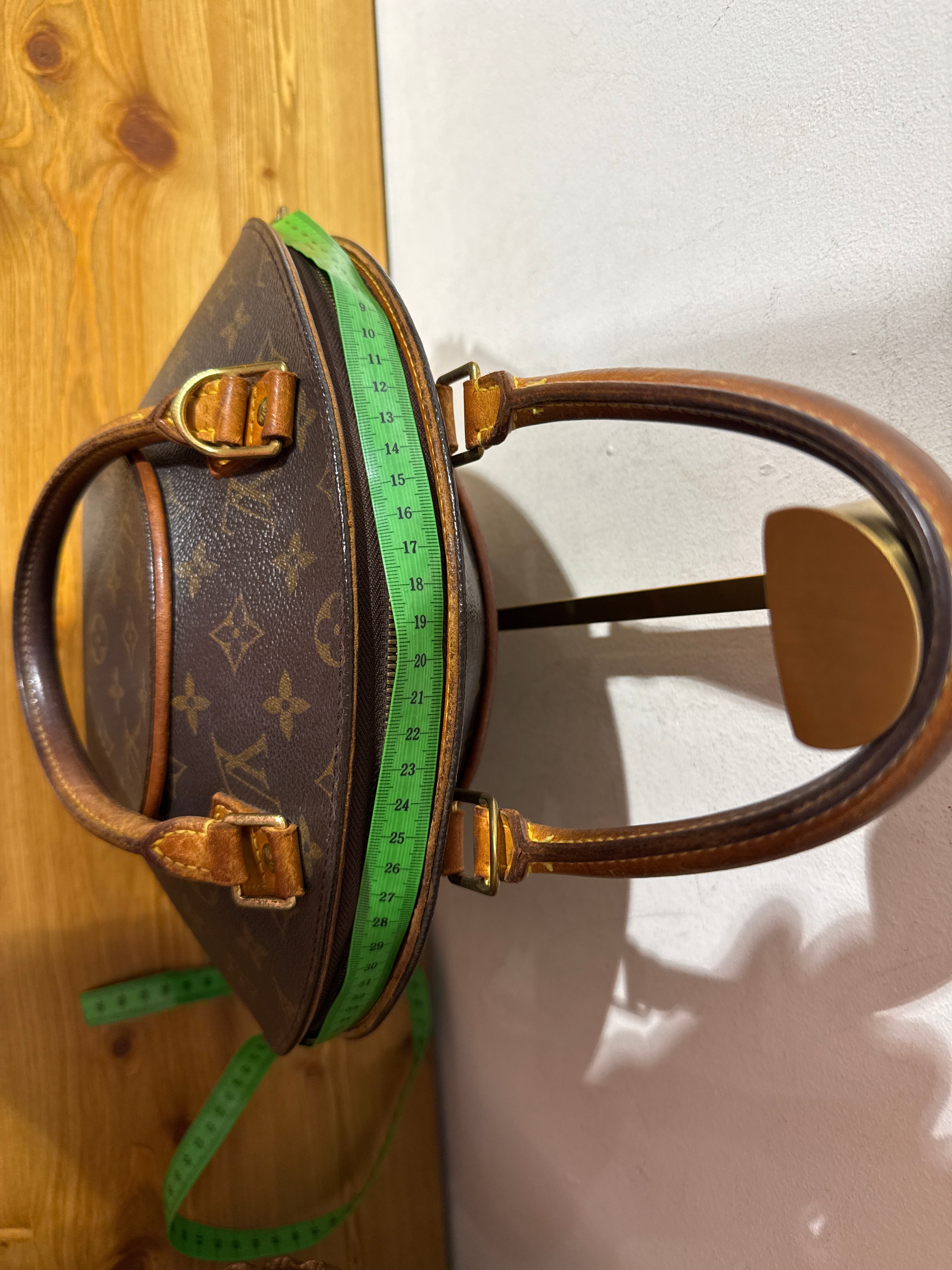 Louis Vuitto Ellipse PM