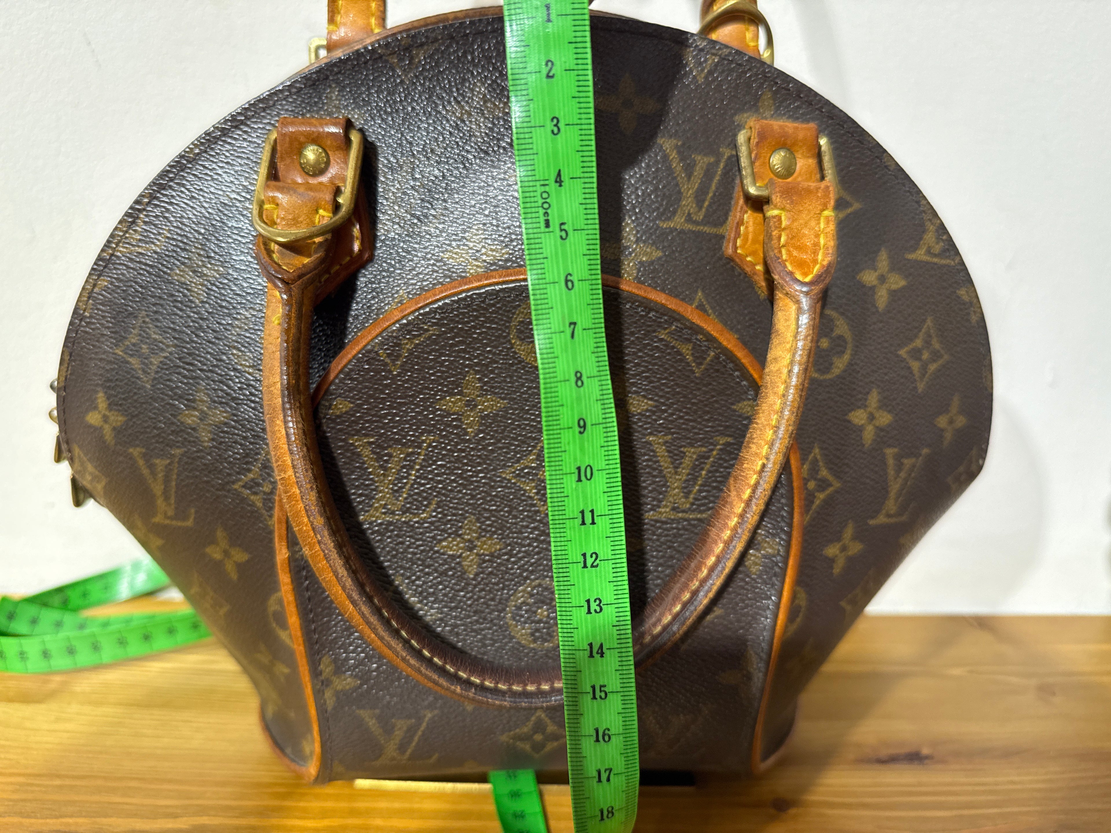 Louis Vuitto Ellipse PM