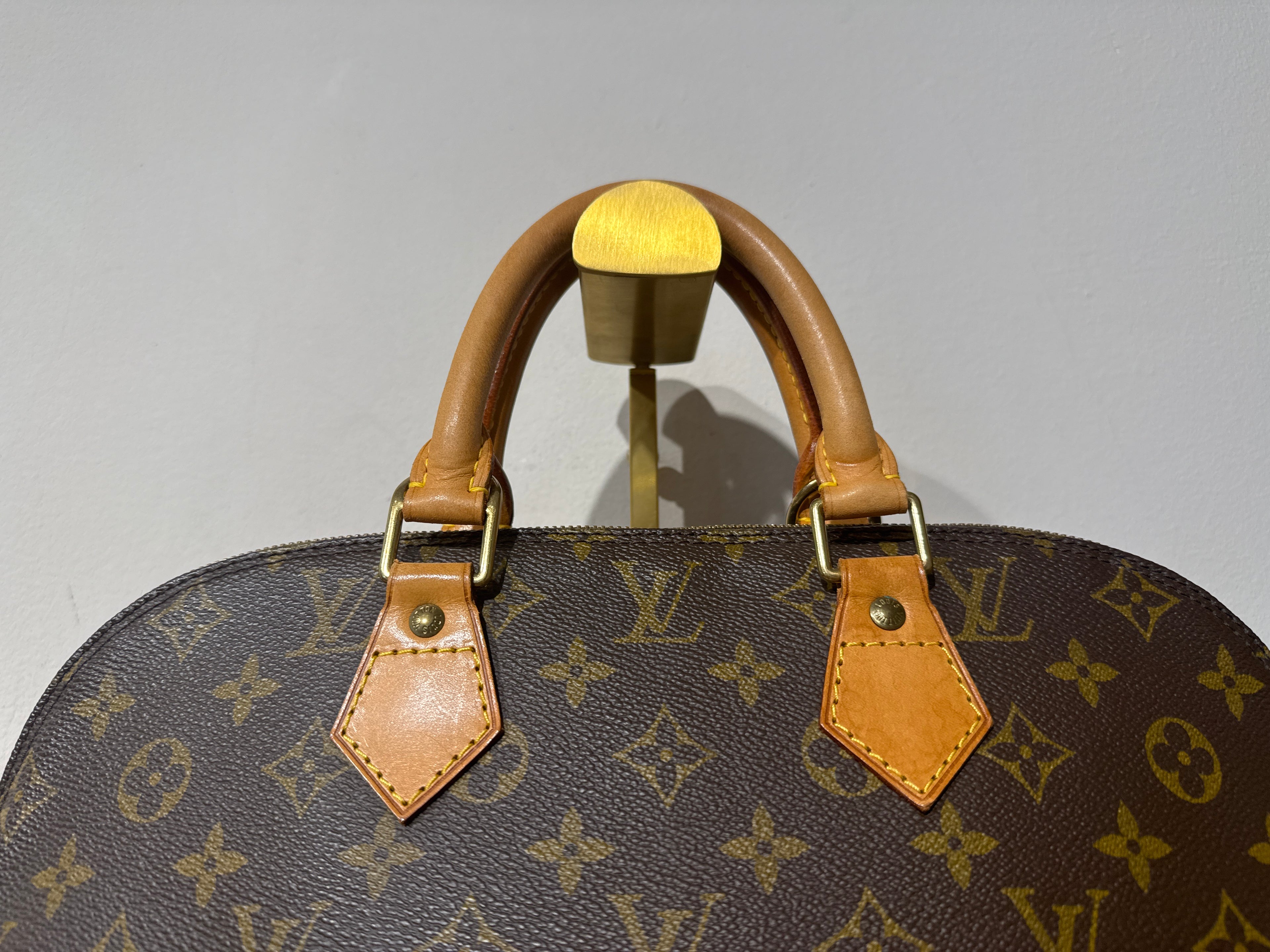 Louis Vuitton Alma Monogram