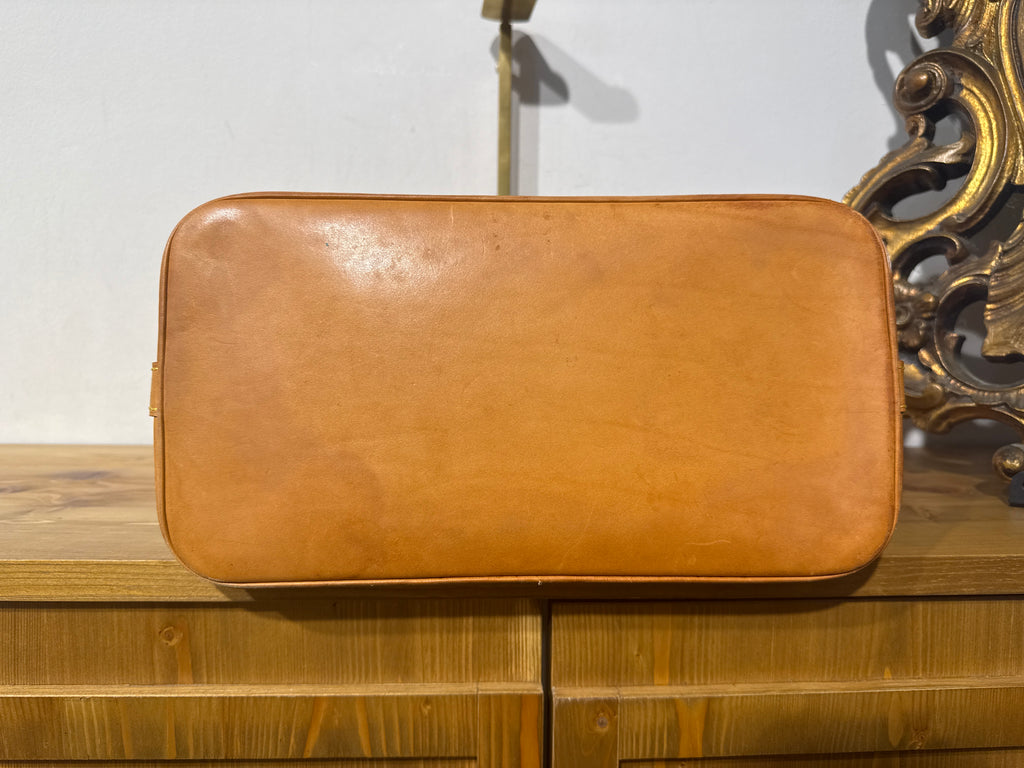 Louis Vuitton Alma Monogram