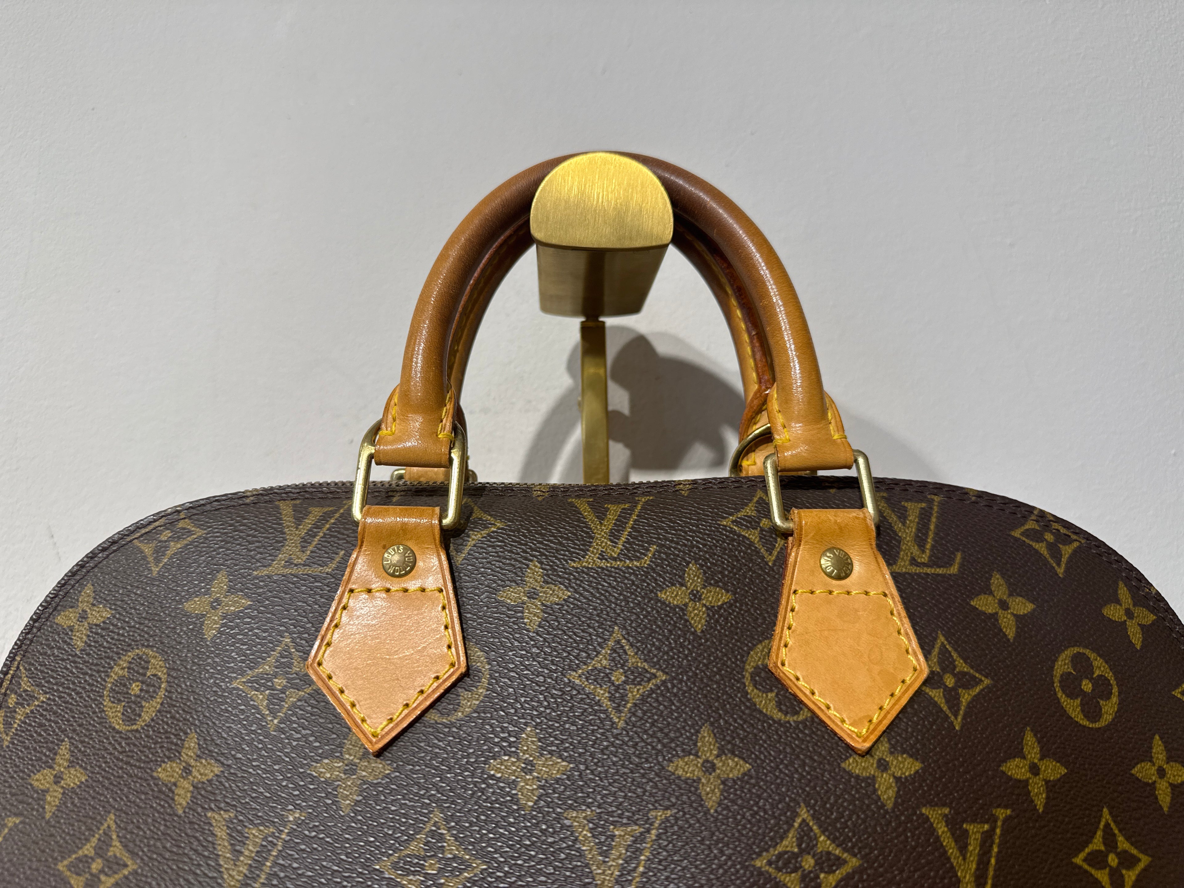 Louis Vuitton Alma Monogram