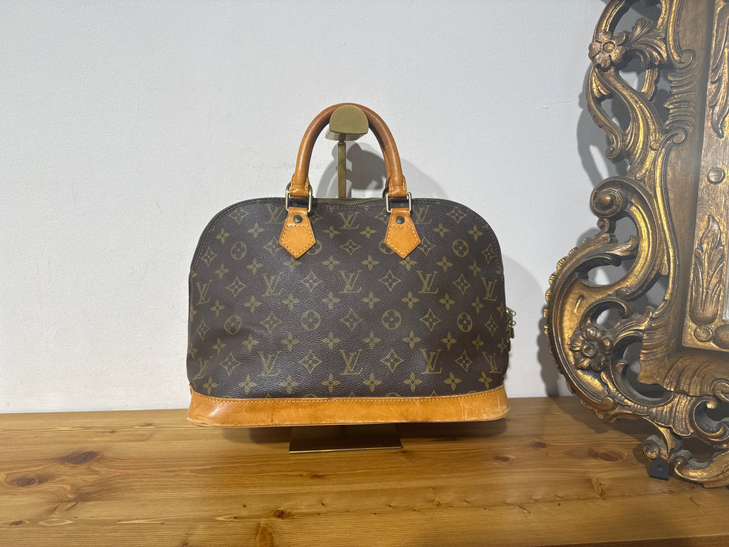 Louis Vuitton Alma Monogram