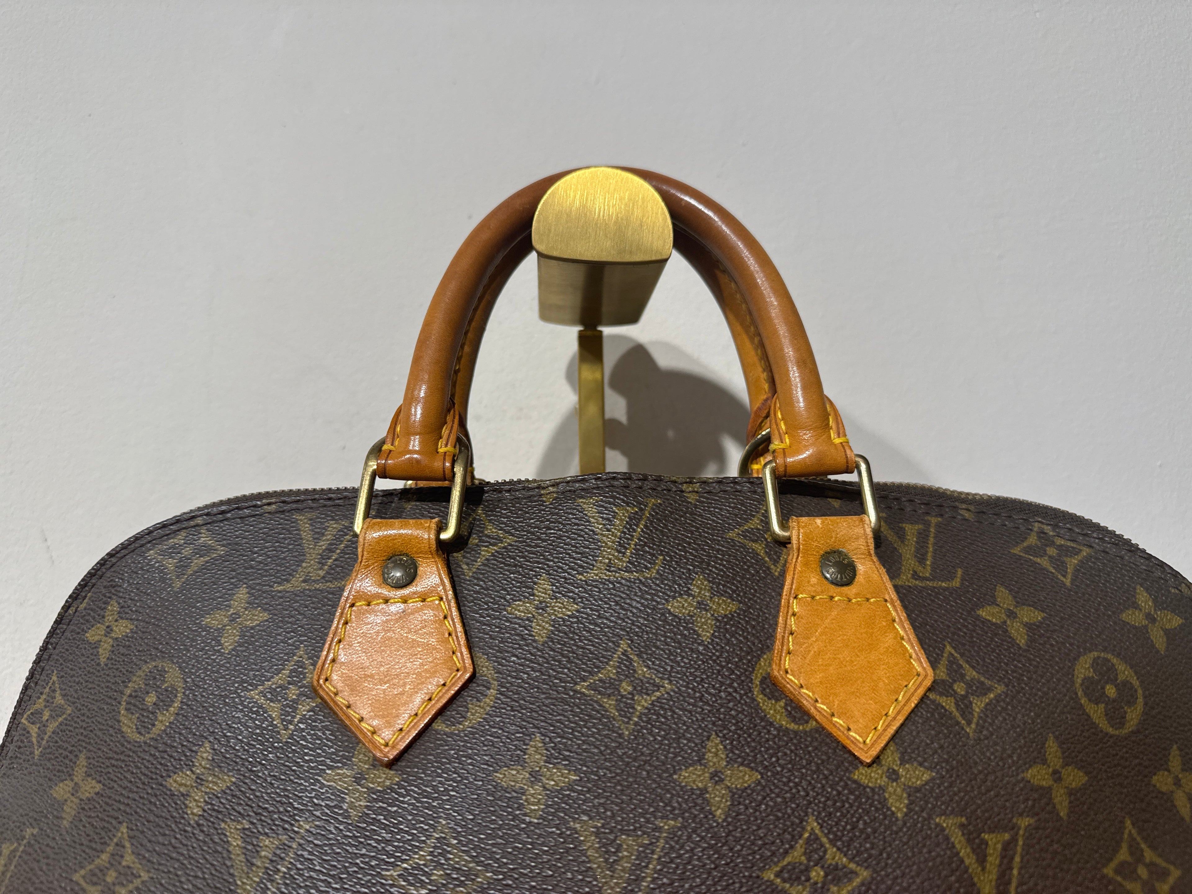 Louis Vuitton Alma Monogram