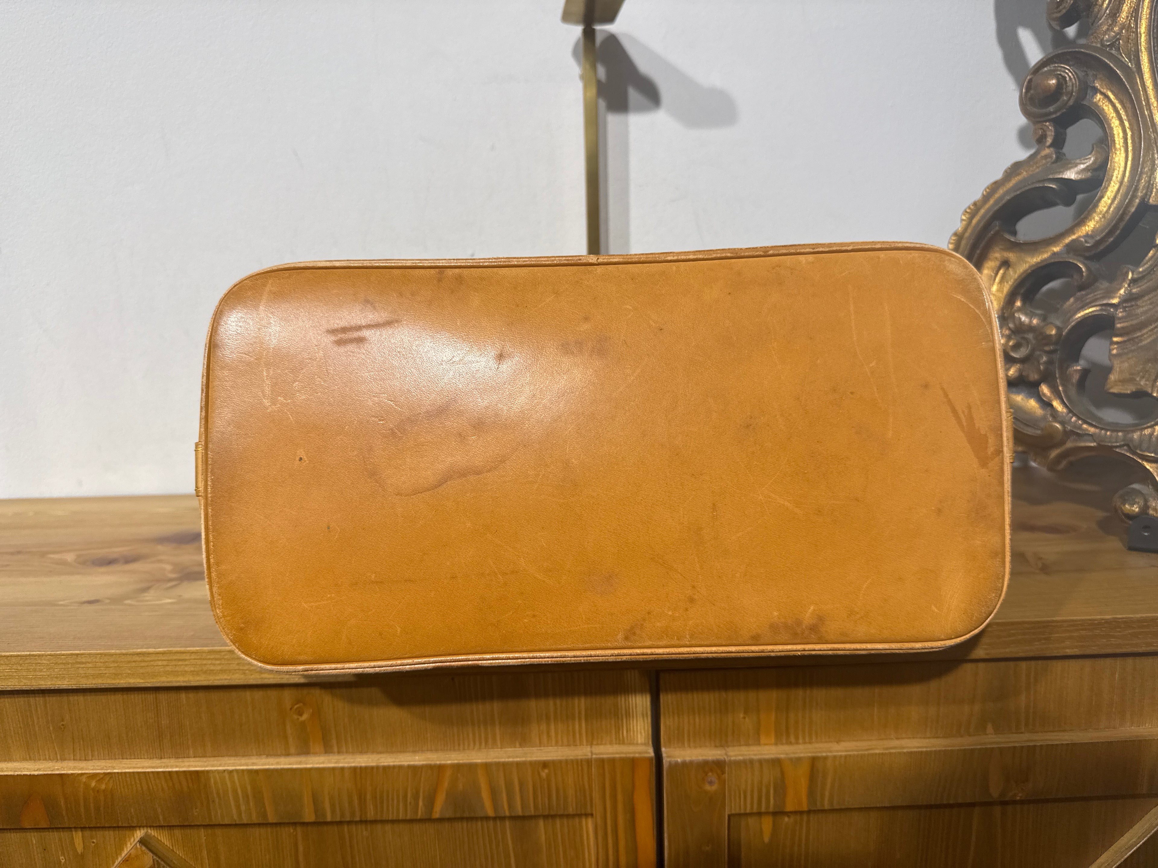 Louis Vuitton Alma Monogram