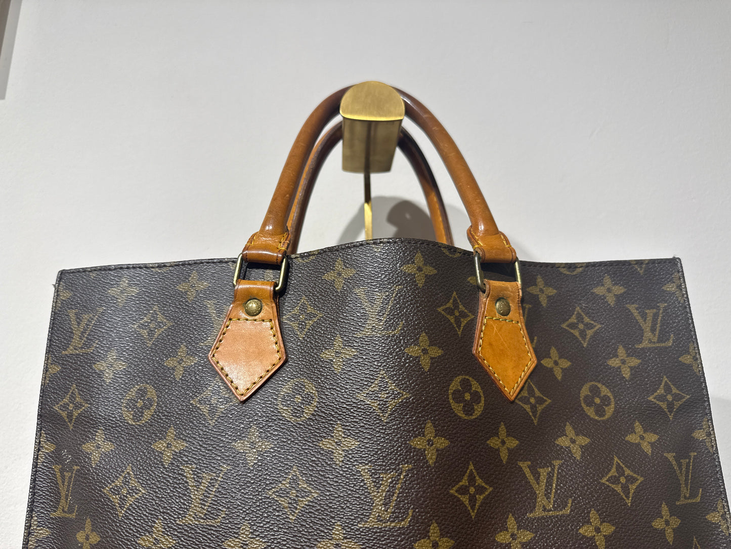 Louis Vuitton Sac Plat