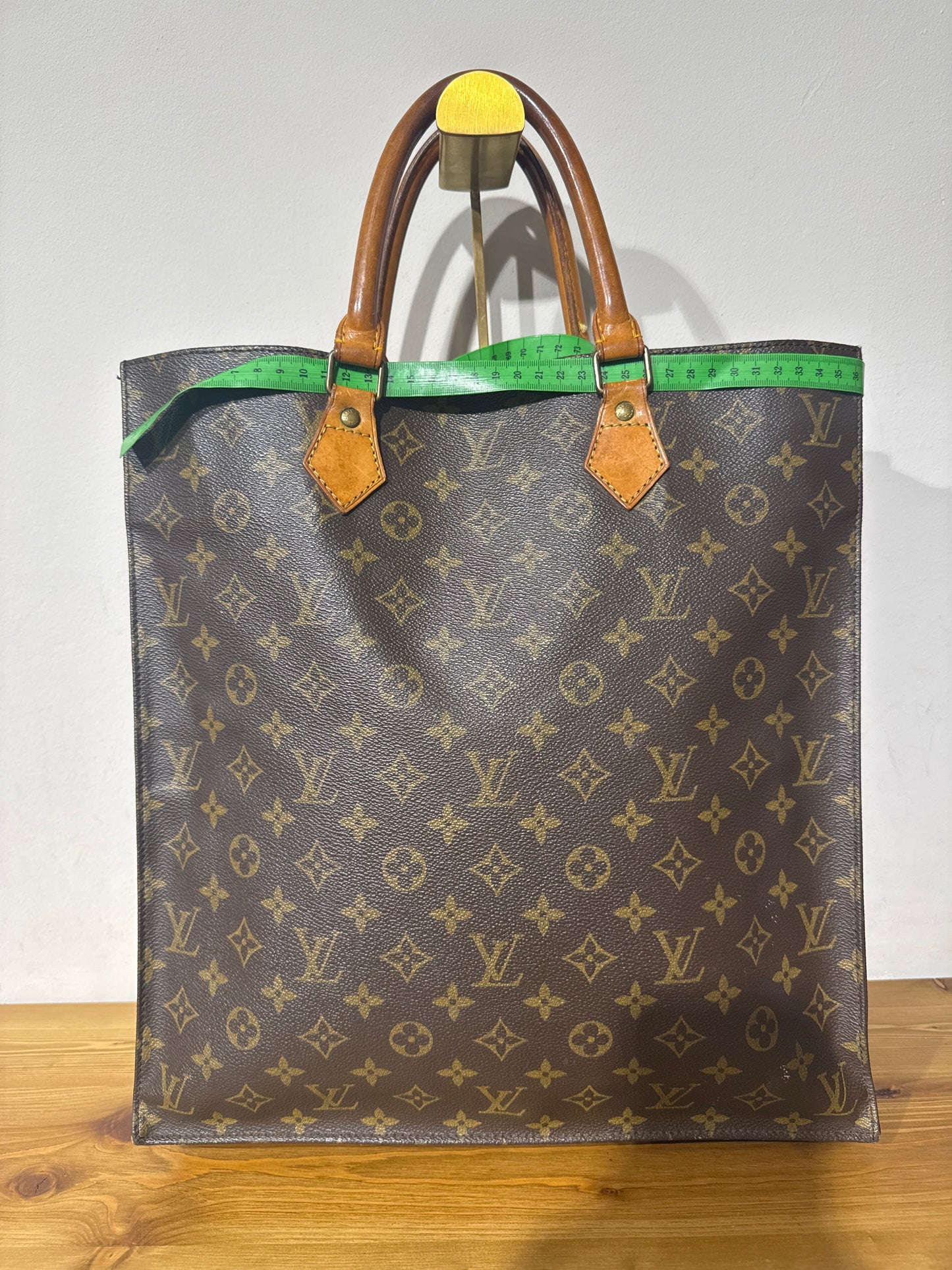 Louis Vuitton Sac Plat