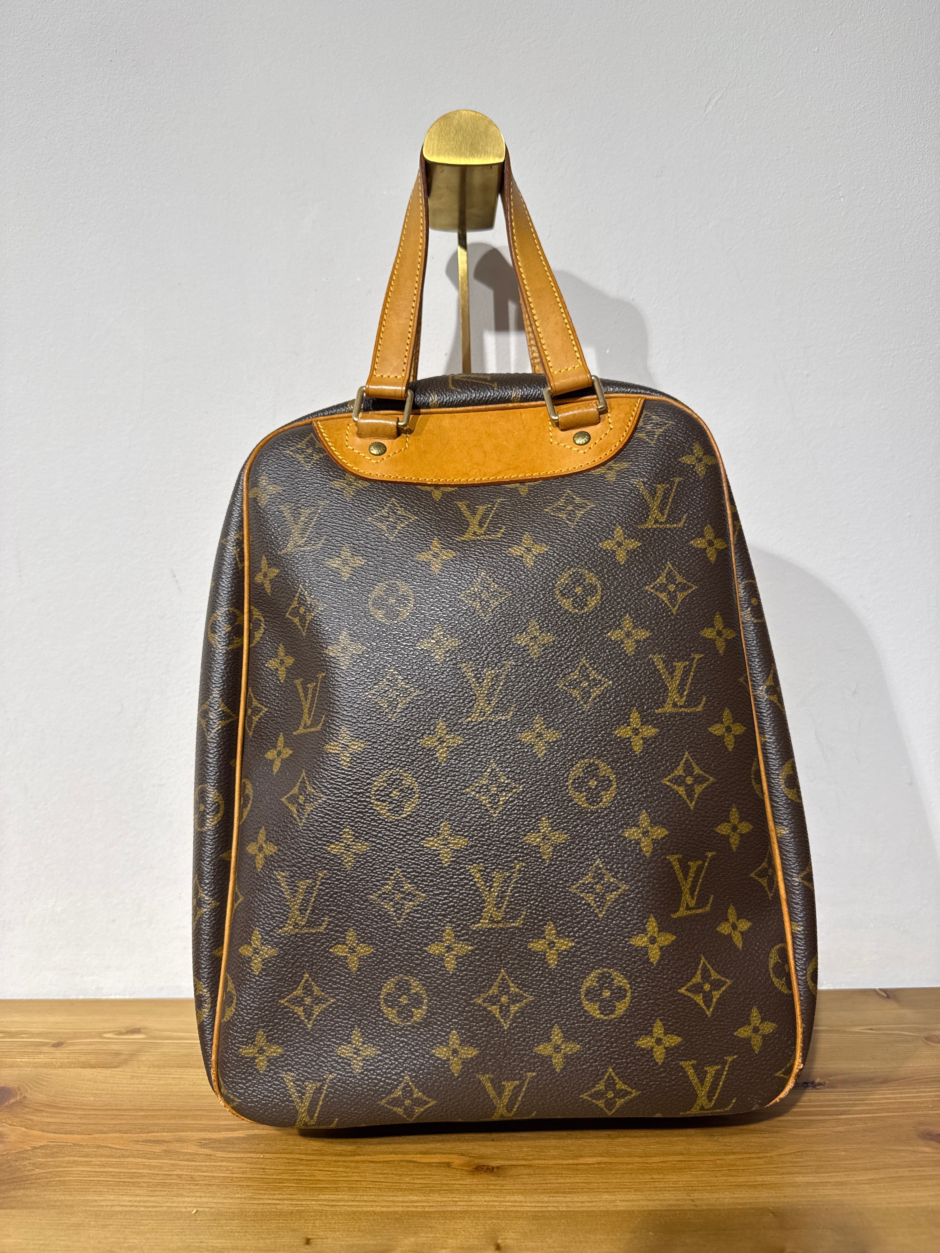 Louis Vuitton Excursion Bag
