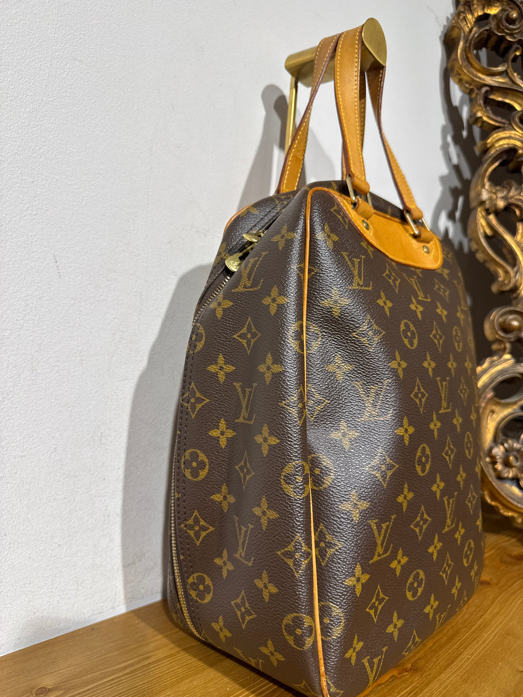 Louis Vuitton Excursion Bag