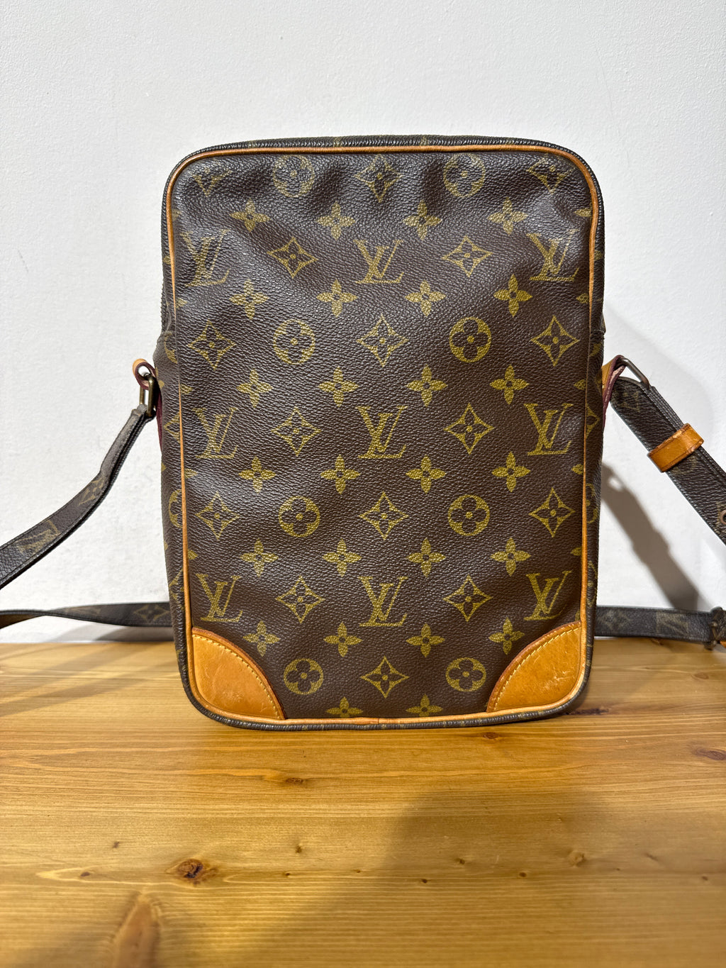 Louis Vuitton Danube MM