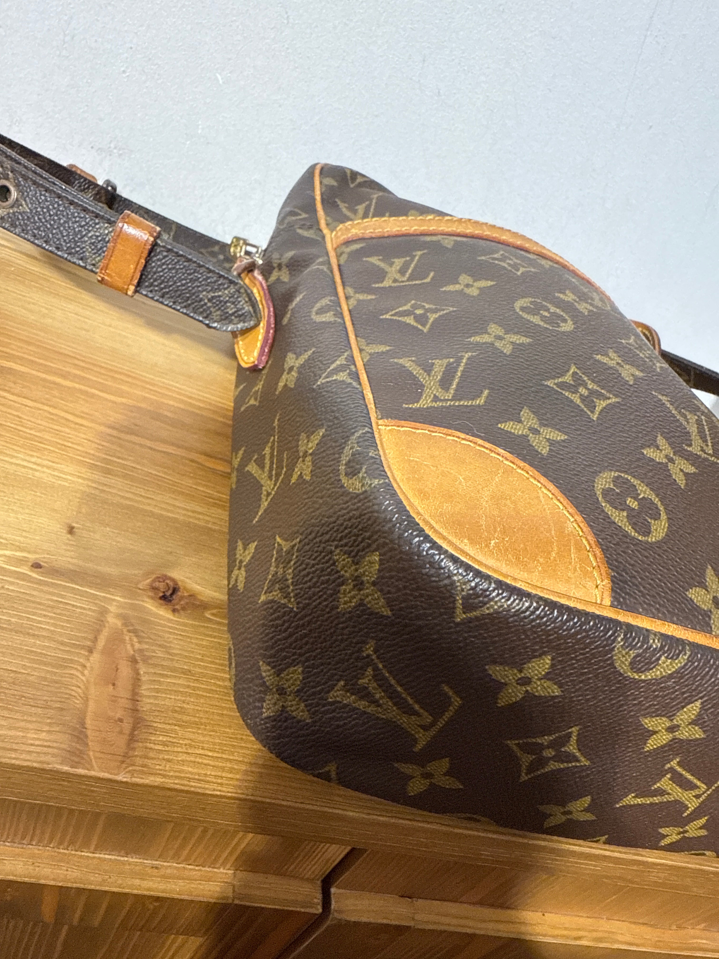 Louis Vuitton Danube MM