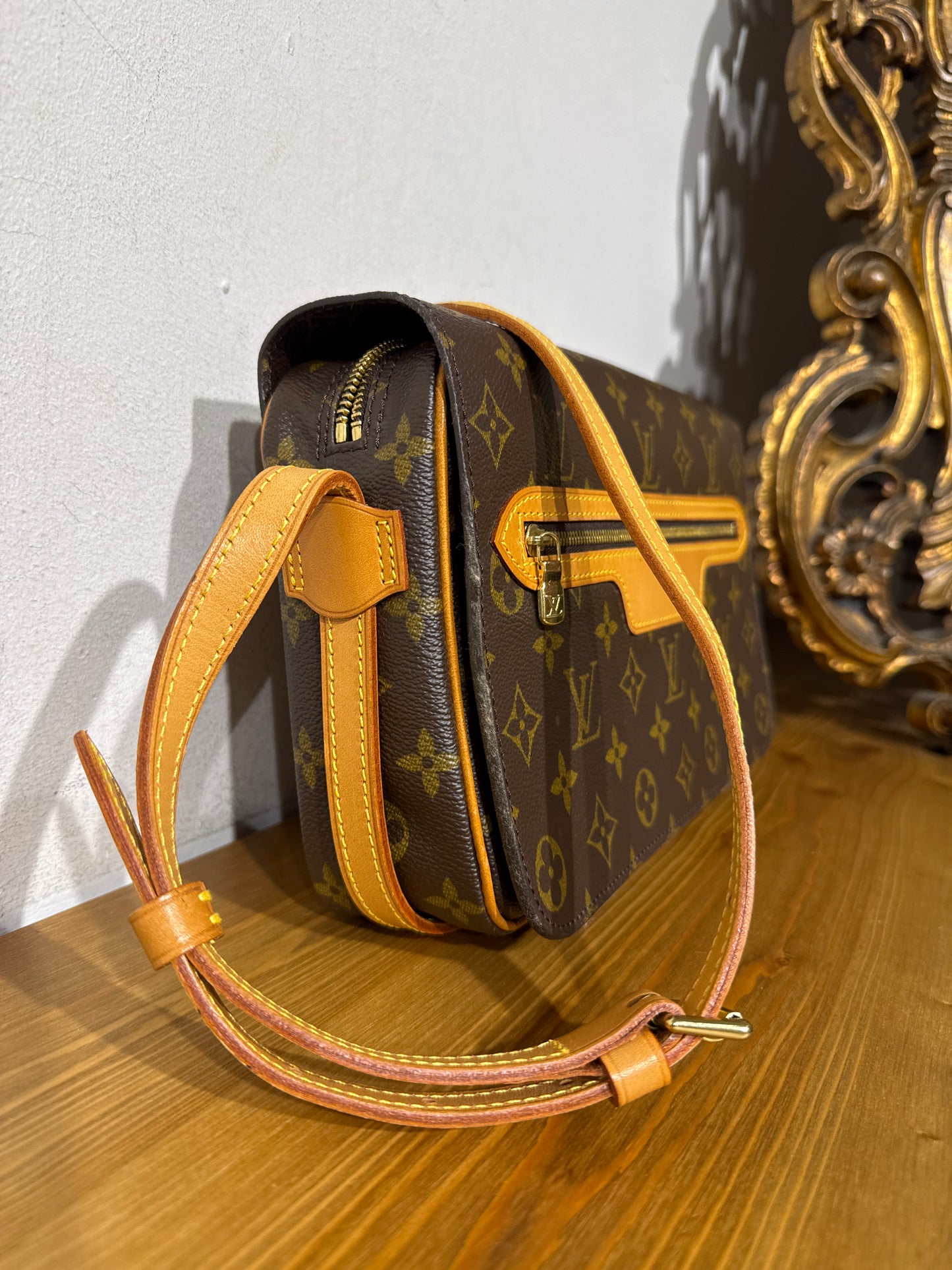Louis Vuitton Saint German 27