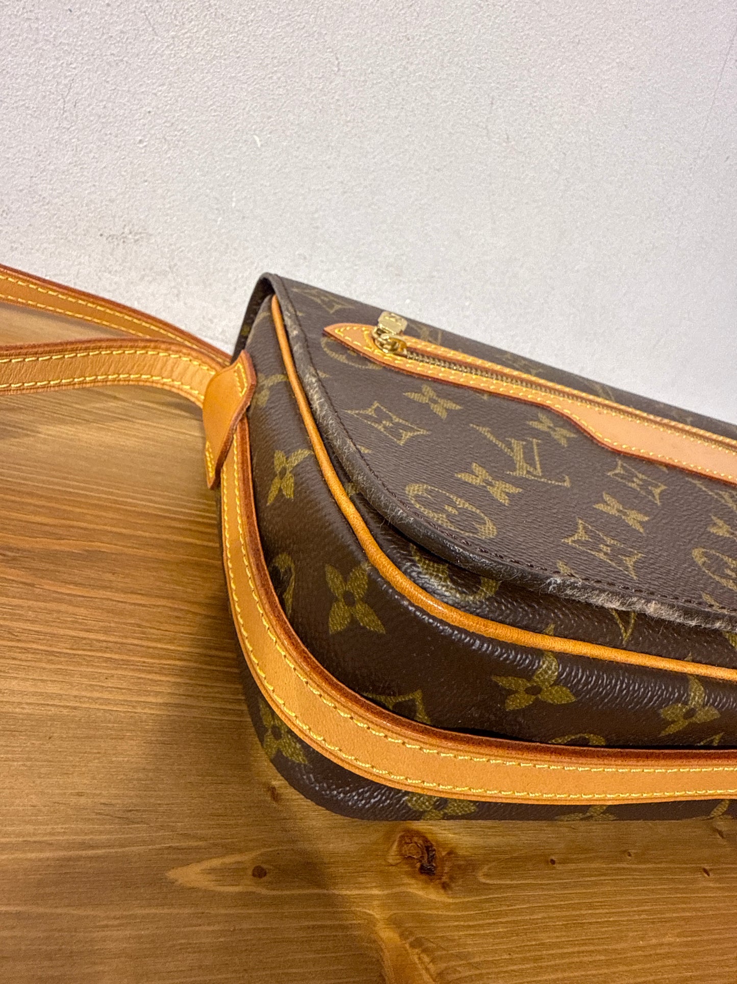 Louis Vuitton Saint German 27