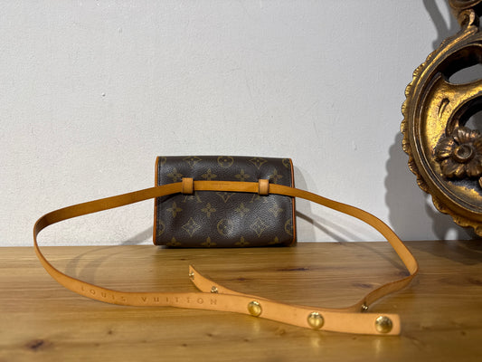 Louis Vuitton Pochette Florentine