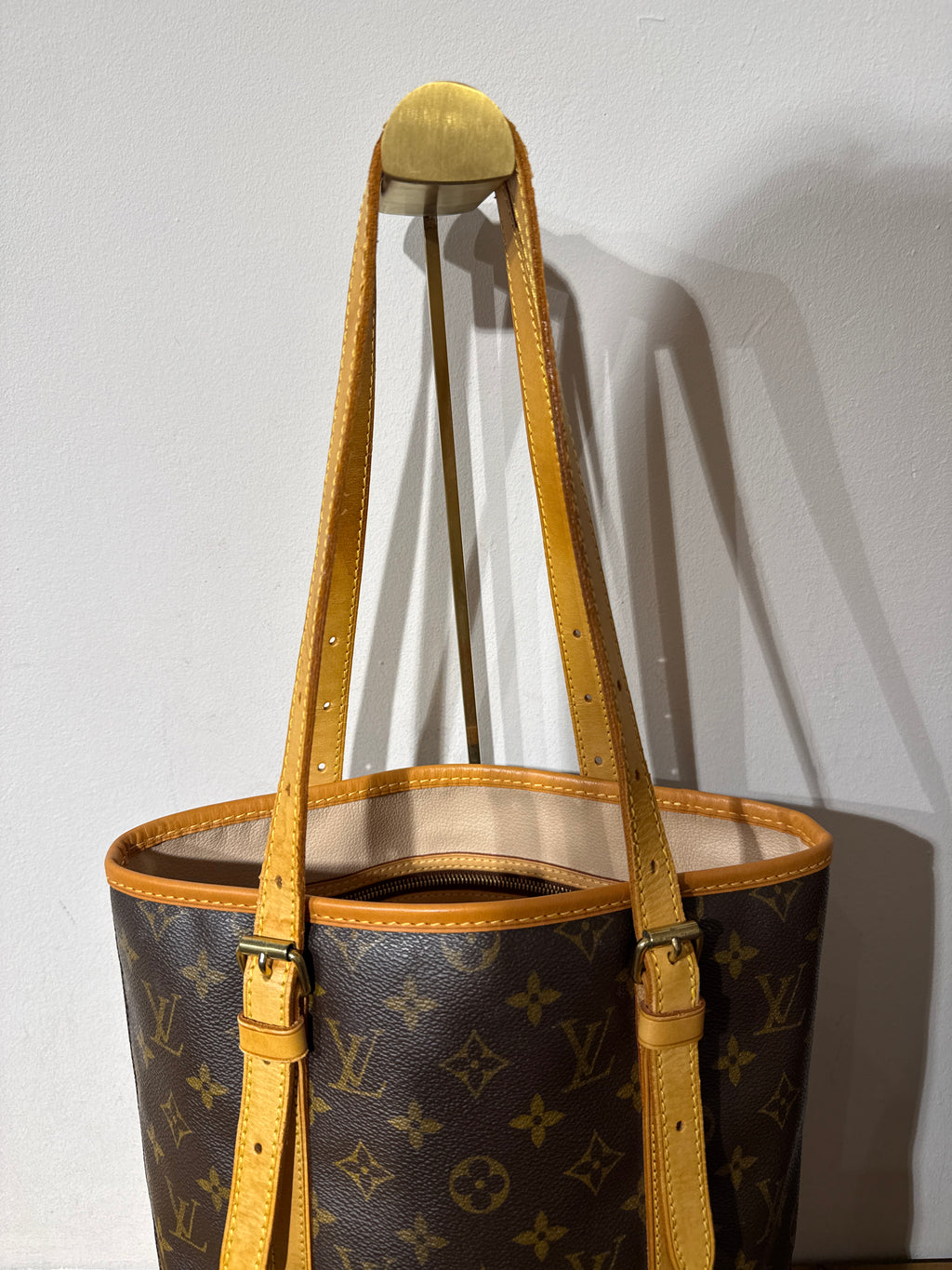 Louis Vuitton Bucket GM