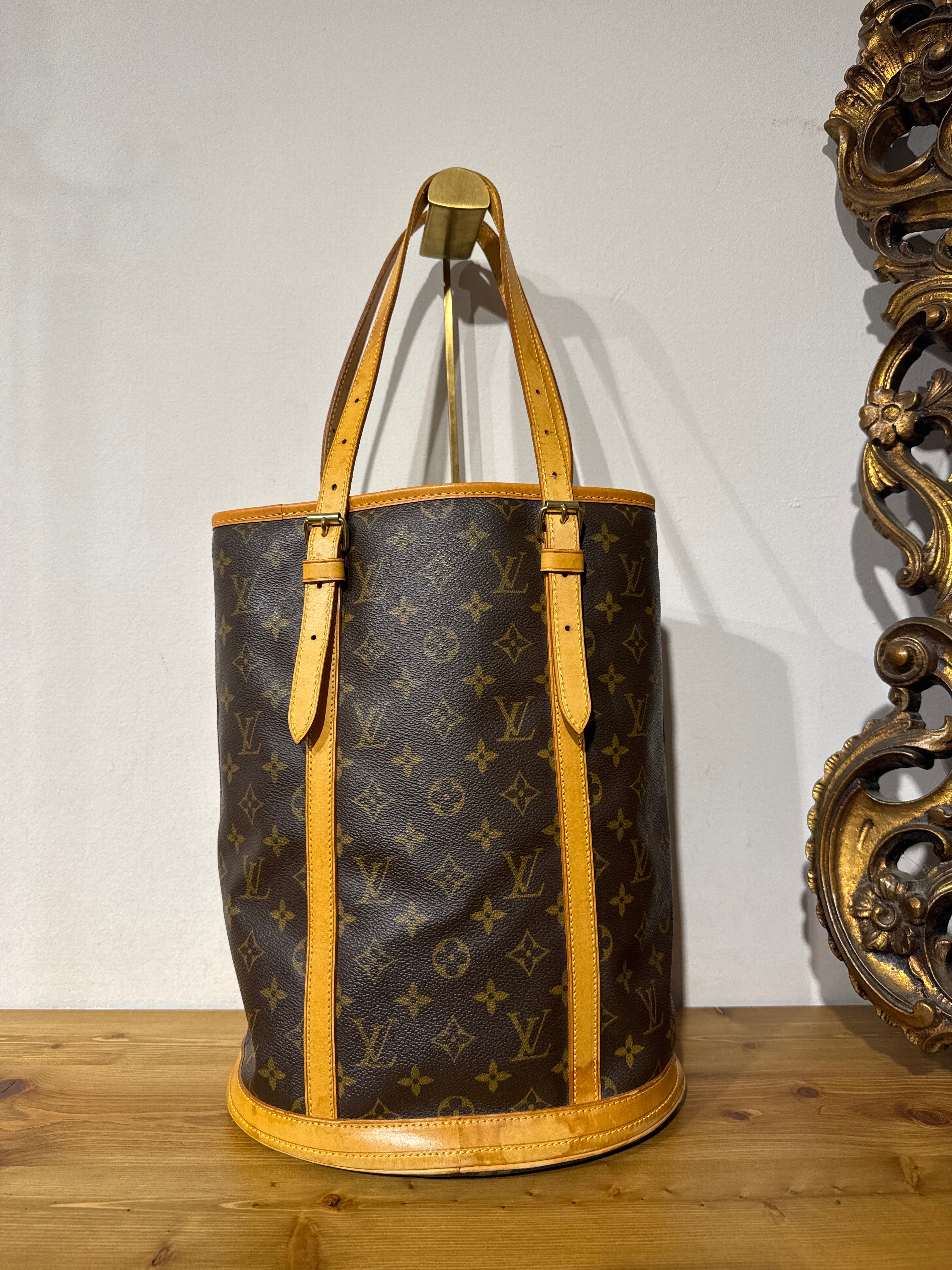 Louis Vuitton Bucket GM