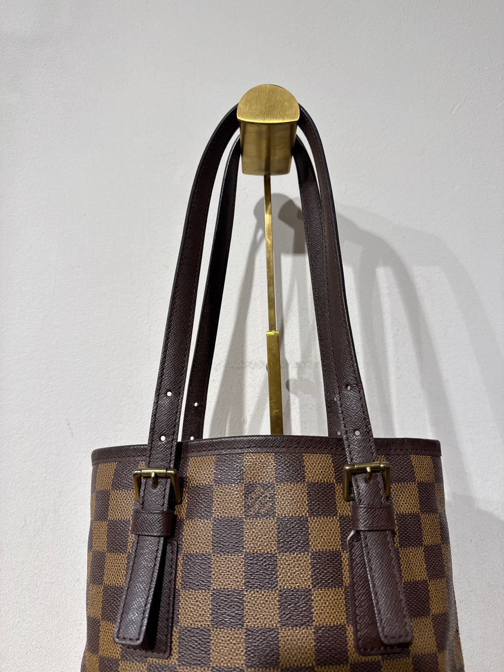 Louis Vuitton Marais