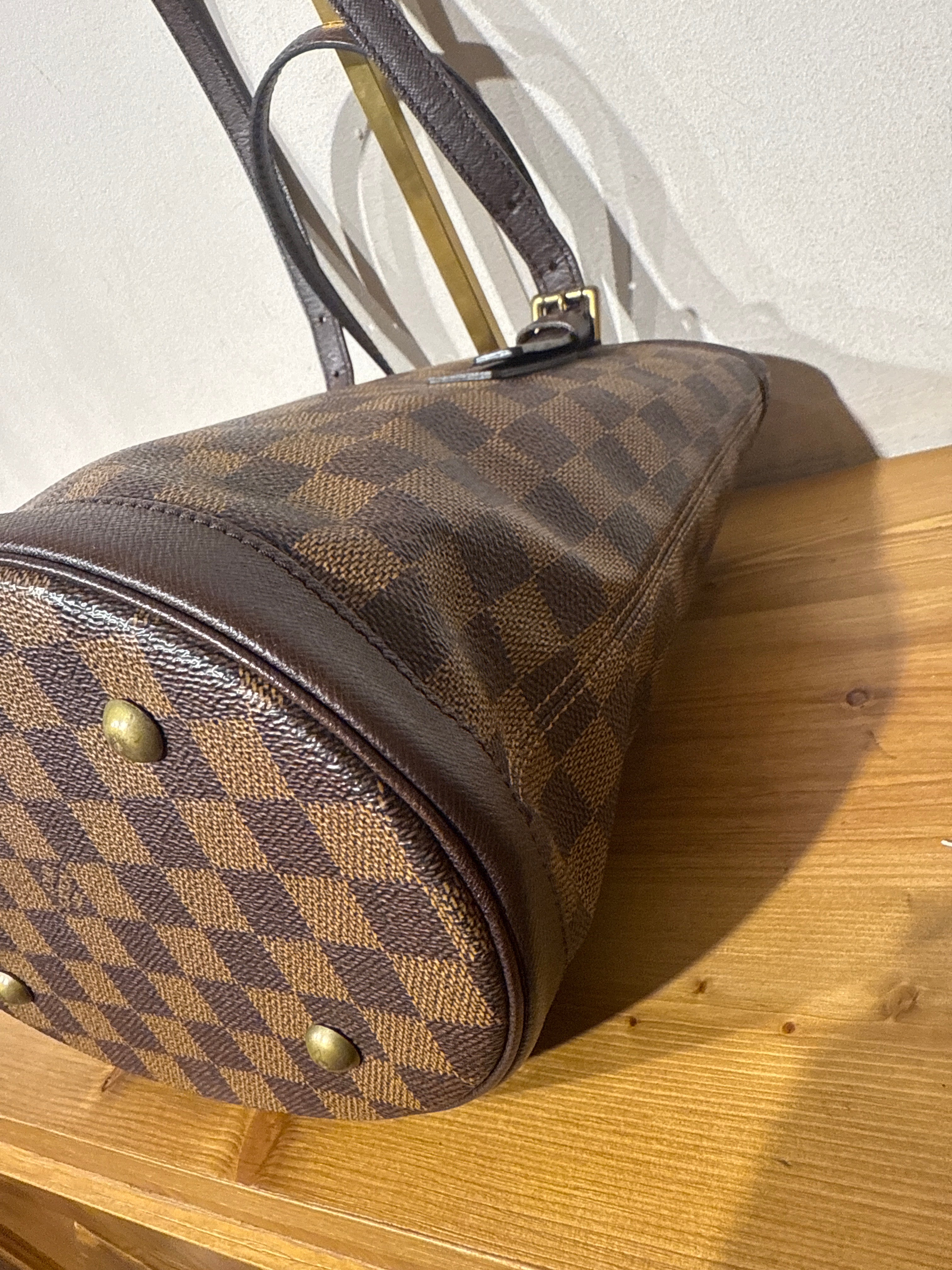 Louis Vuitton Marais