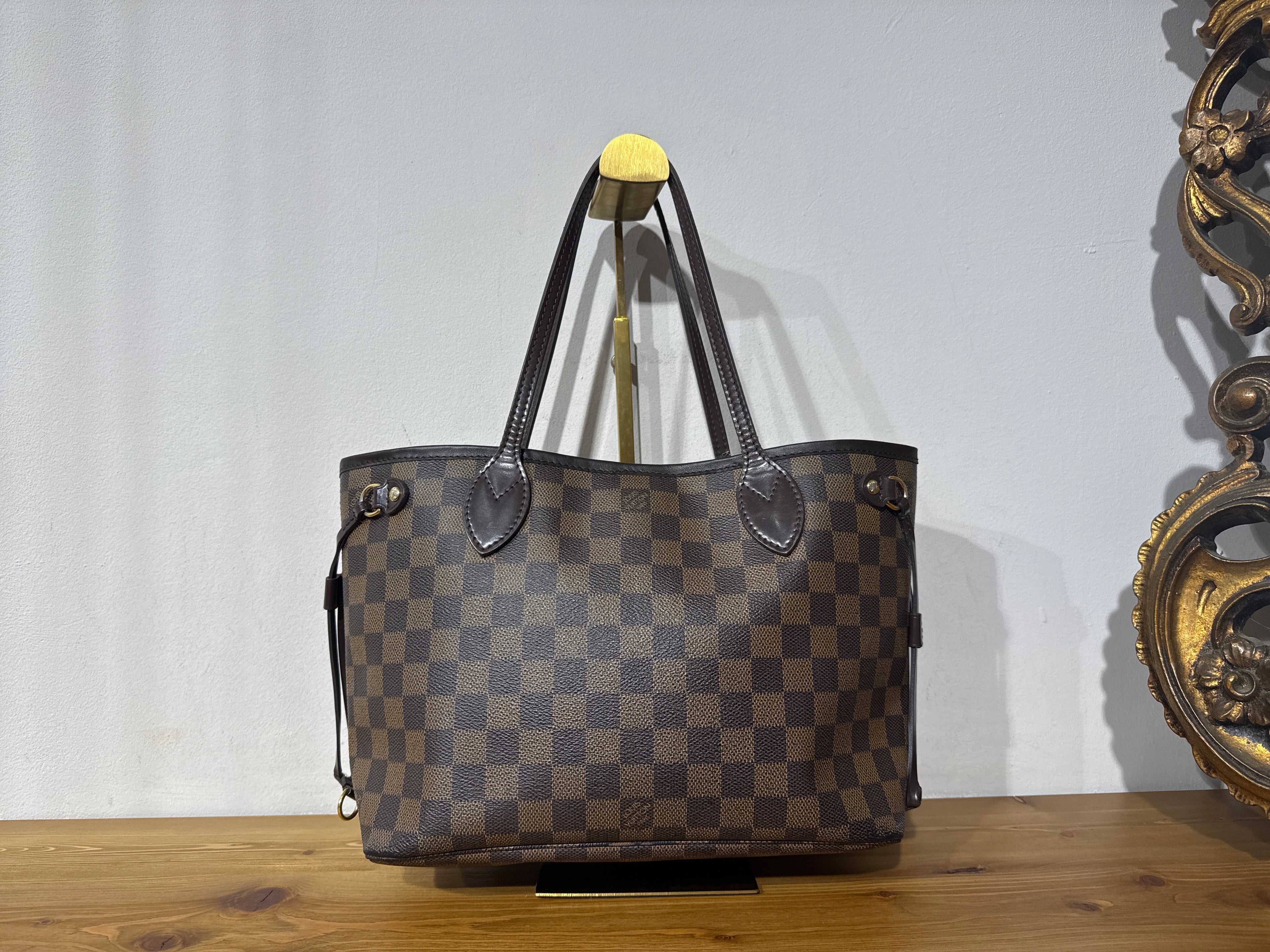 Louis Vuitton Neverfull Damier PM