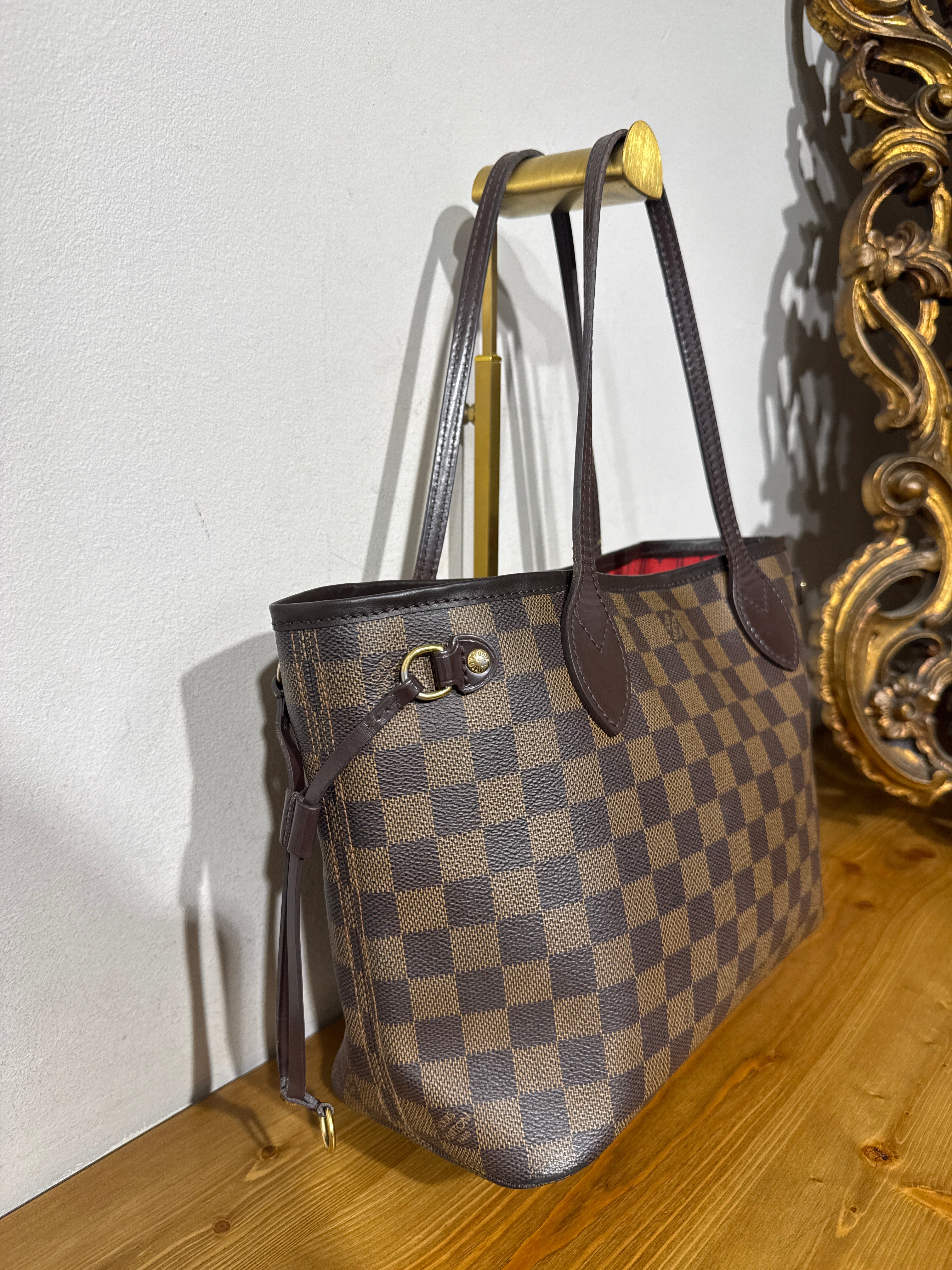 Louis Vuitton Neverfull Damier PM