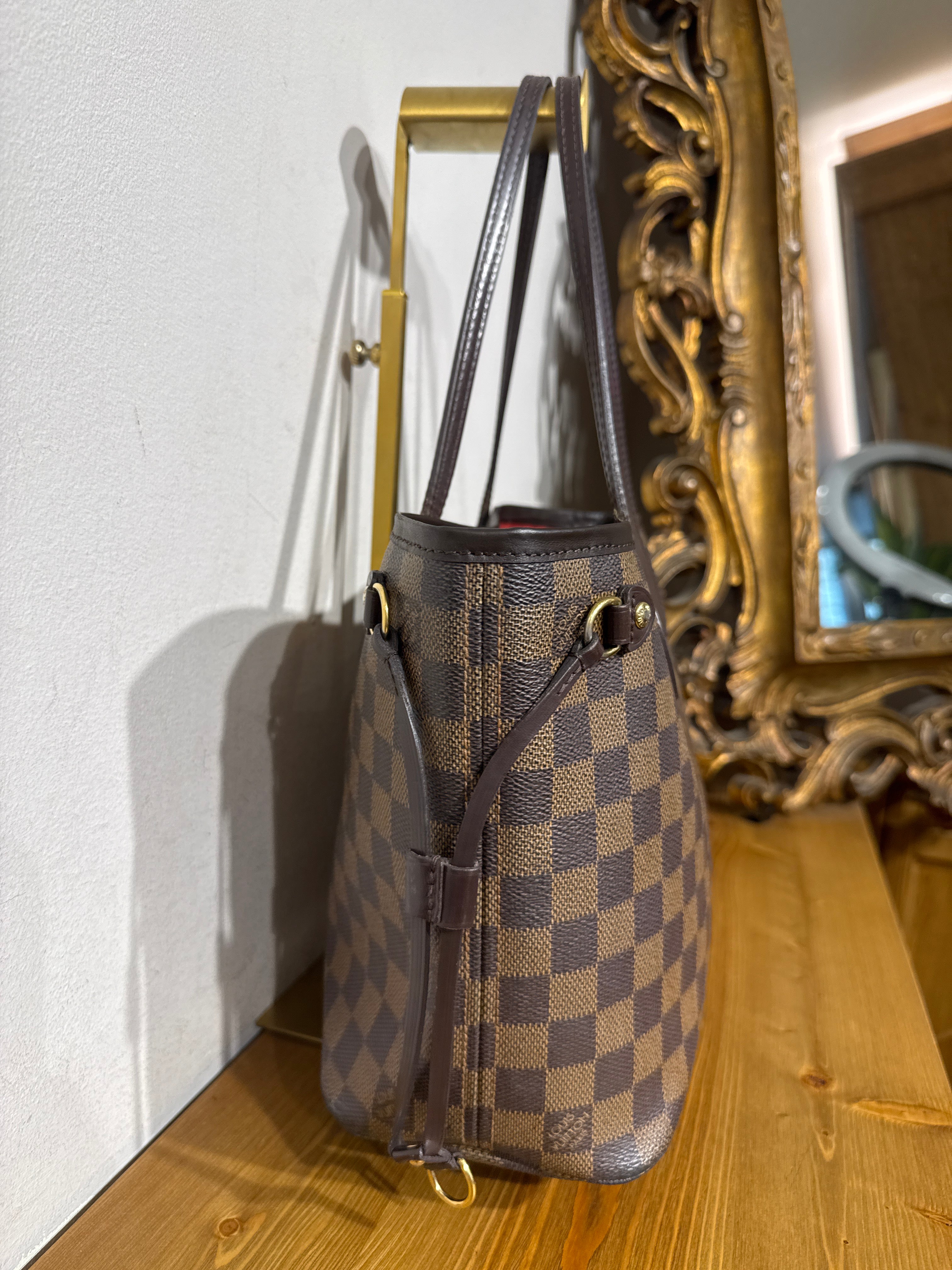 Louis Vuitton Neverfull Damier PM
