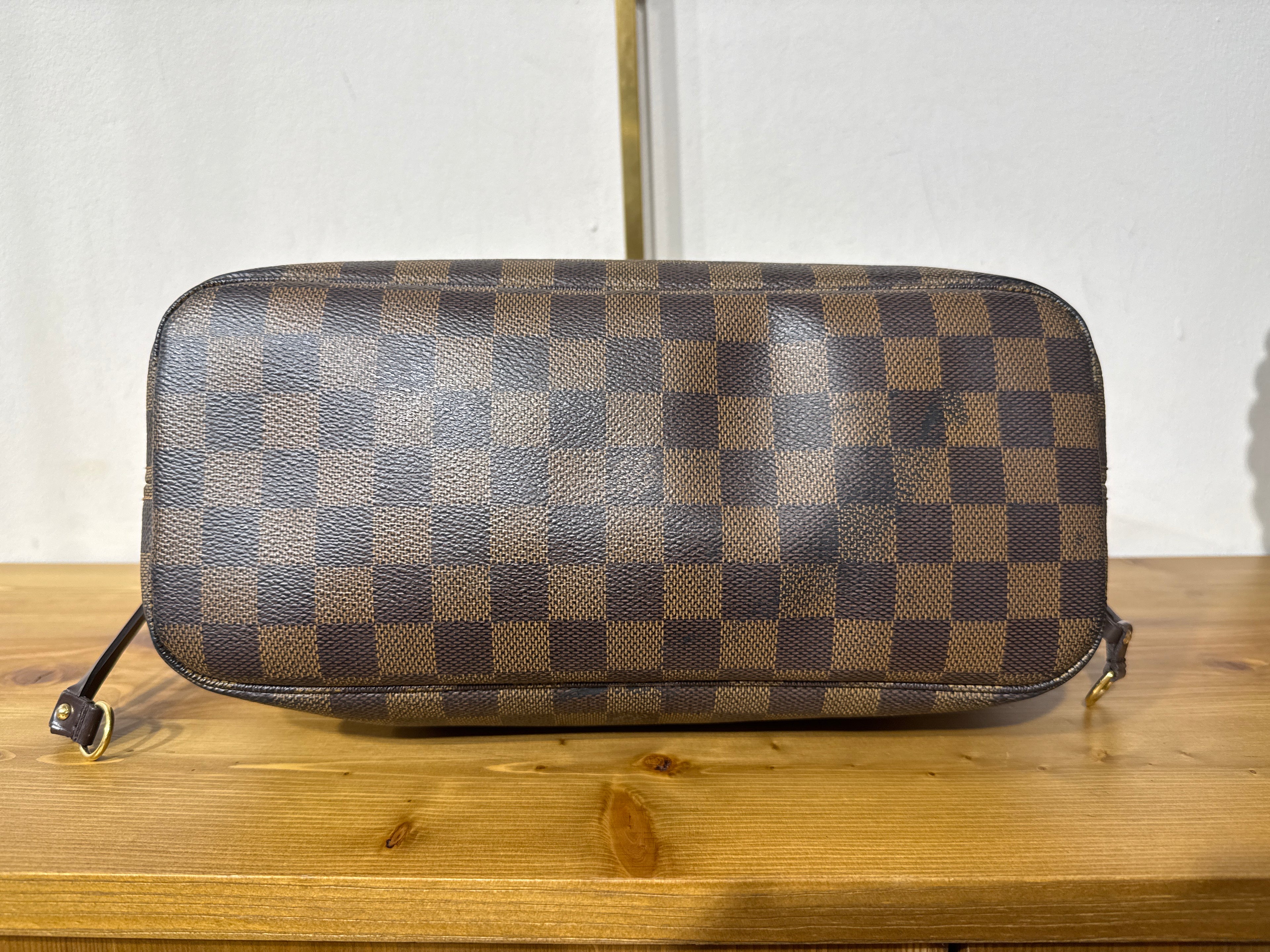 Louis Vuitton Neverfull Damier PM