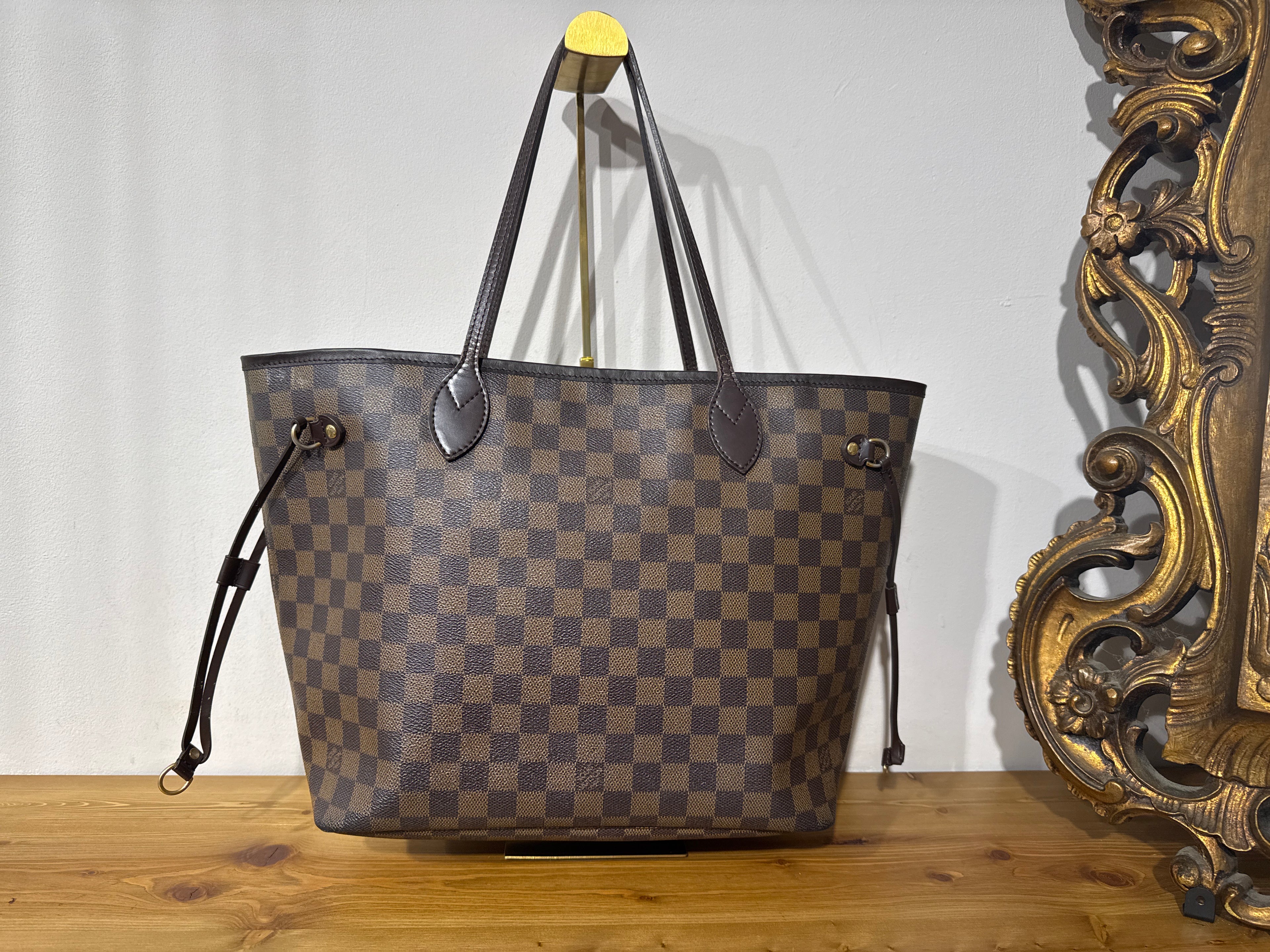 Louis Vuitton Neverfull Damier MM