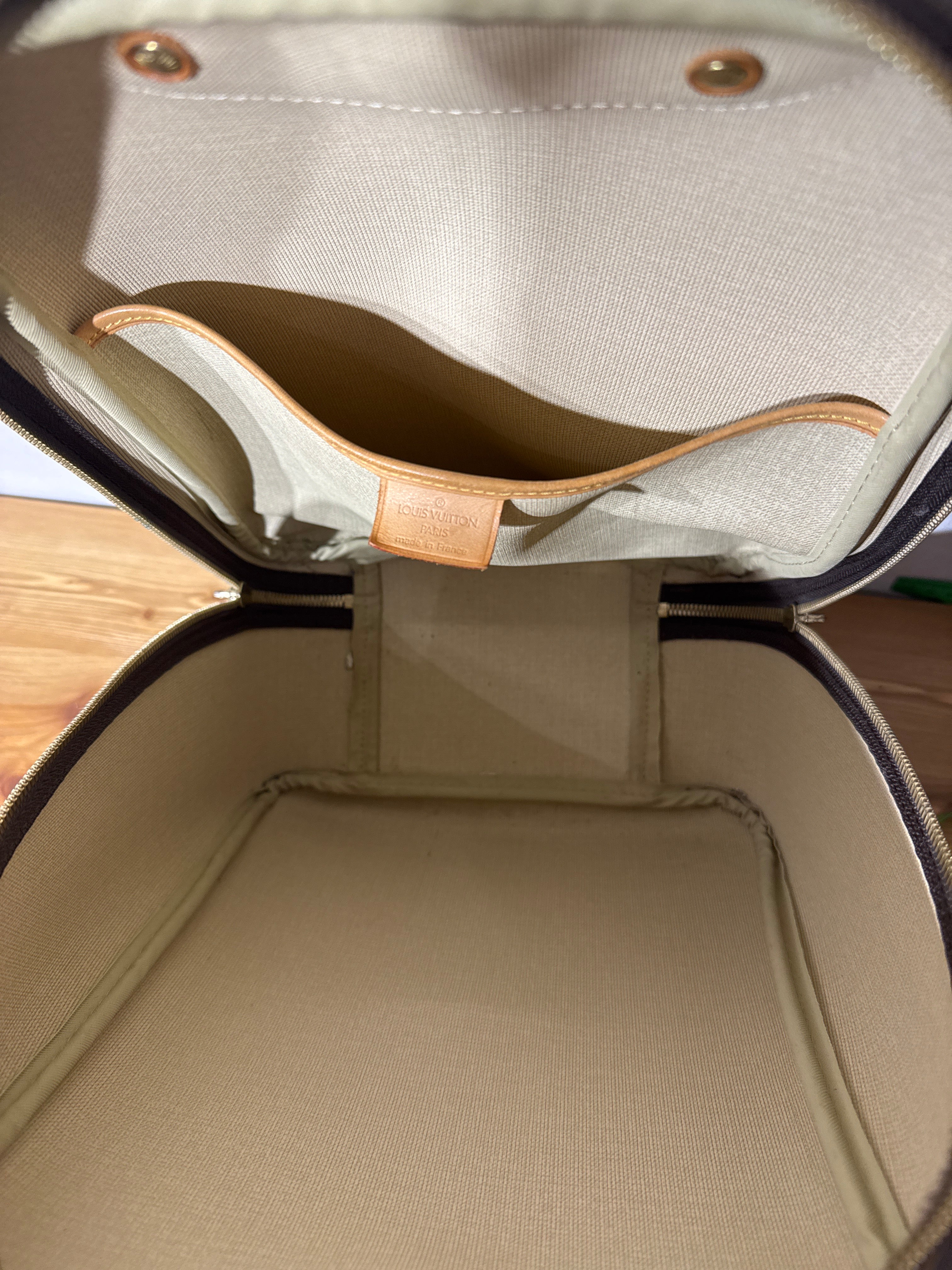 Louis Vuitton Excursion