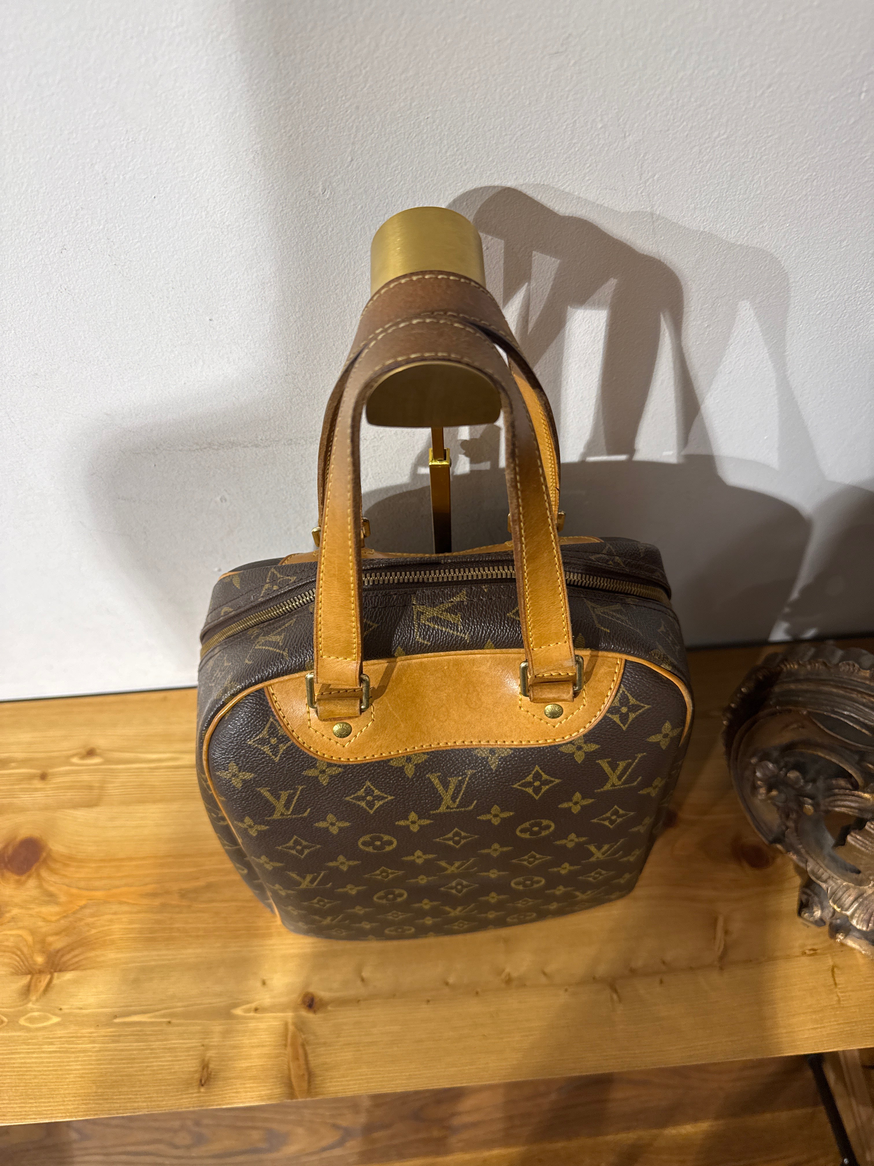 Louis Vuitton Excursion