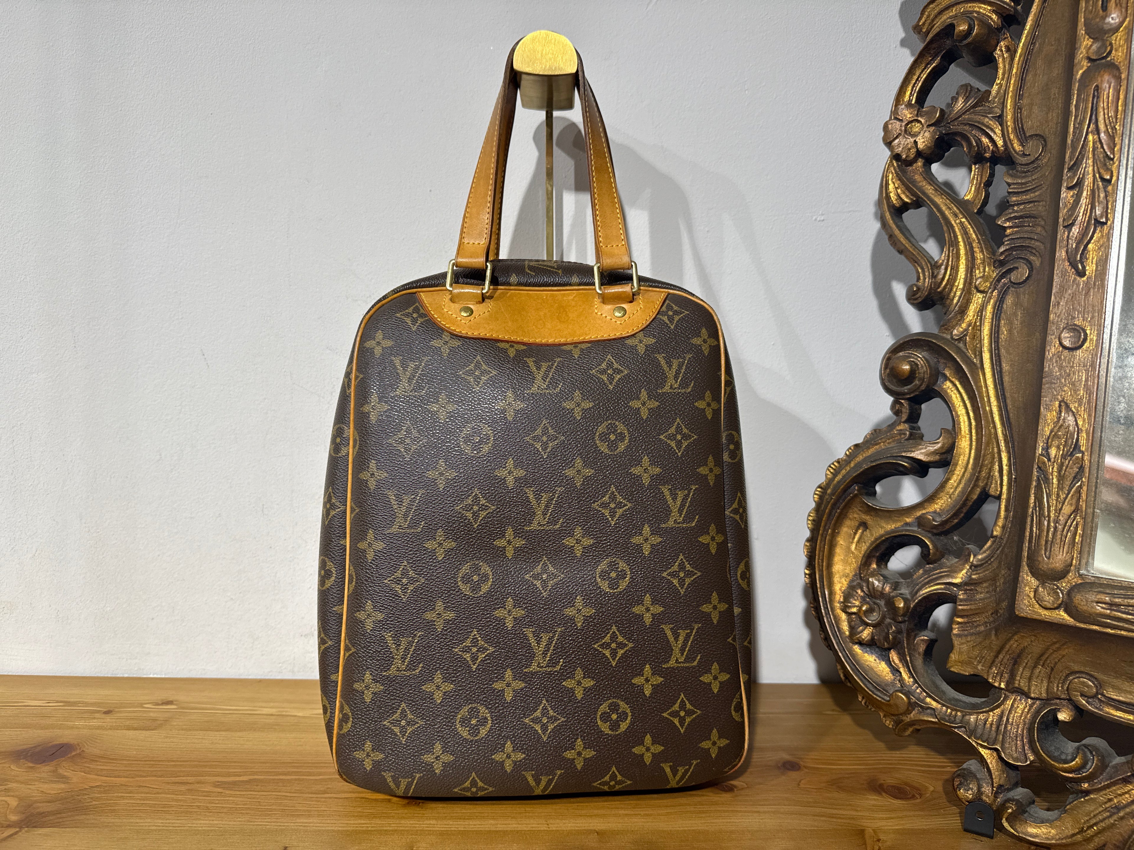 Louis Vuitton Excursion