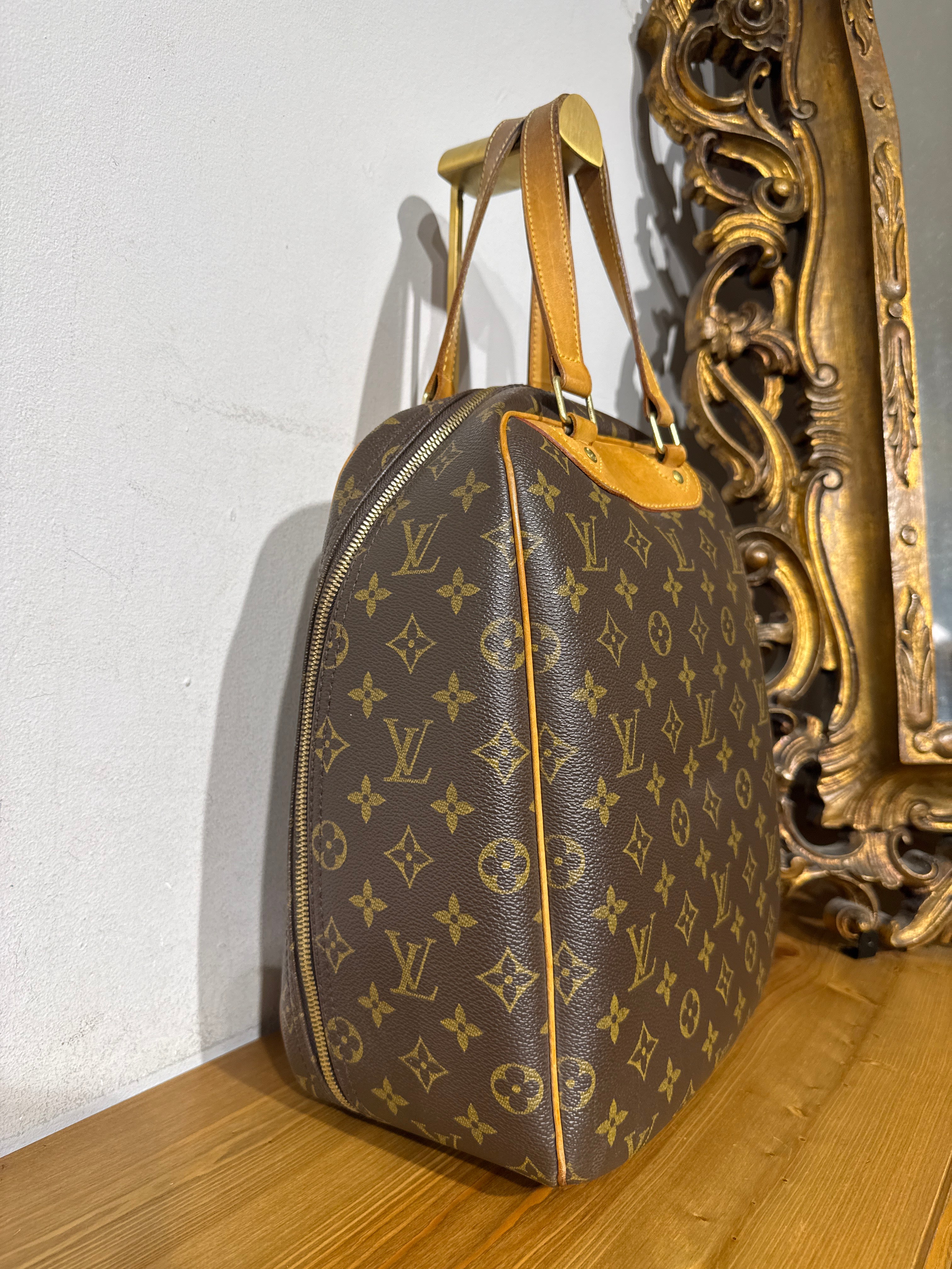 Louis Vuitton Excursion