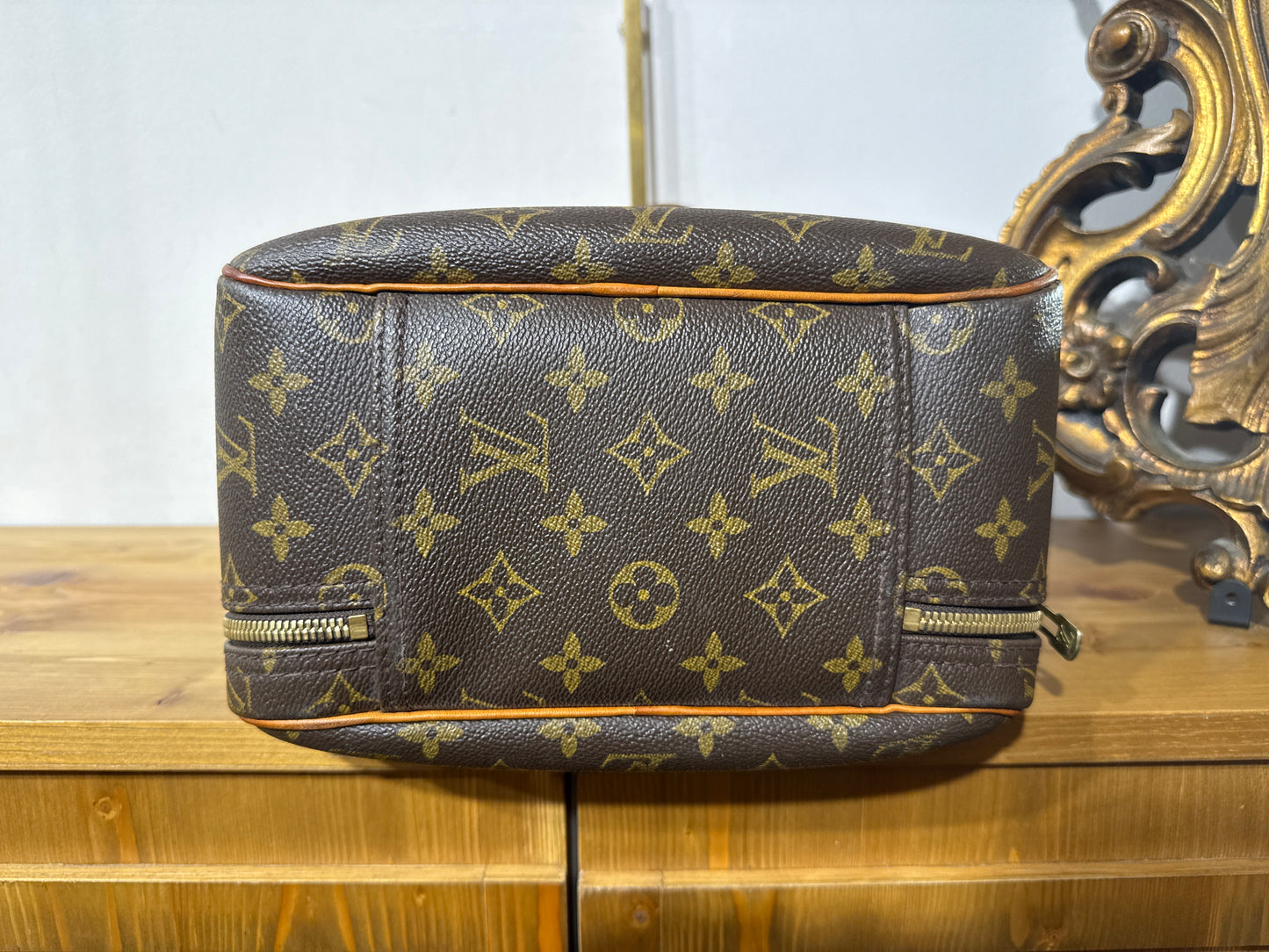 Louis Vuitton Excursion