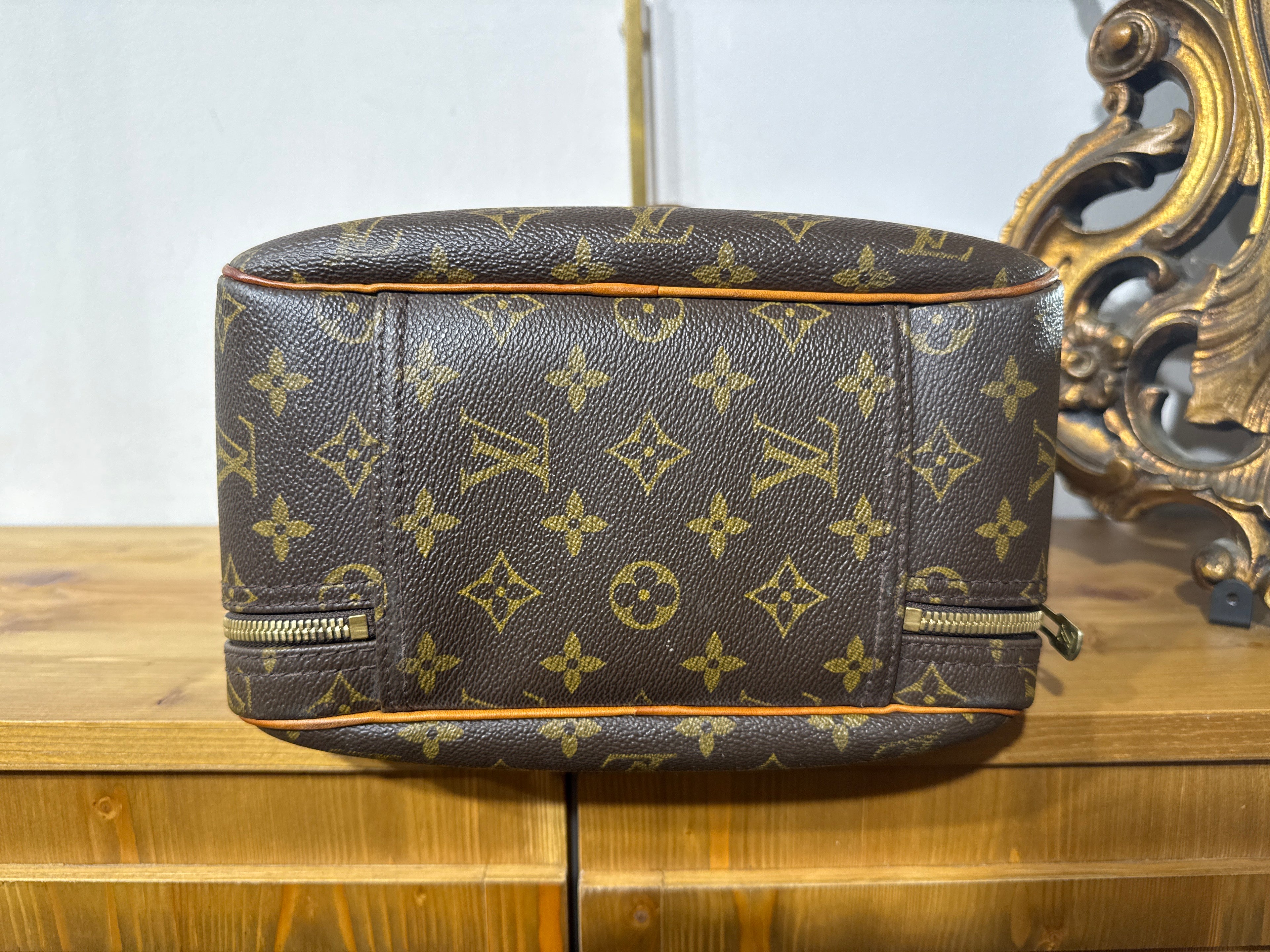 Louis Vuitton Excursion