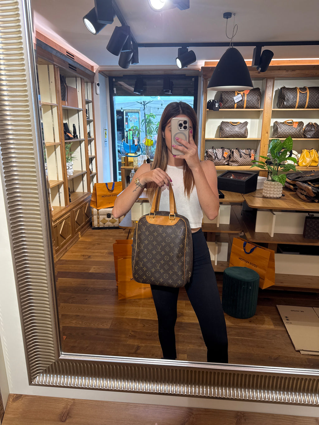 Louis Vuitton Excursion