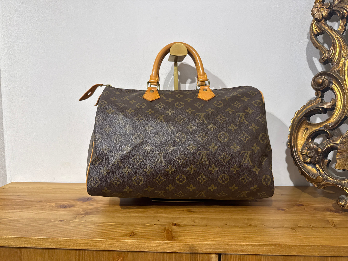 Louis Vuitton Speedy 35