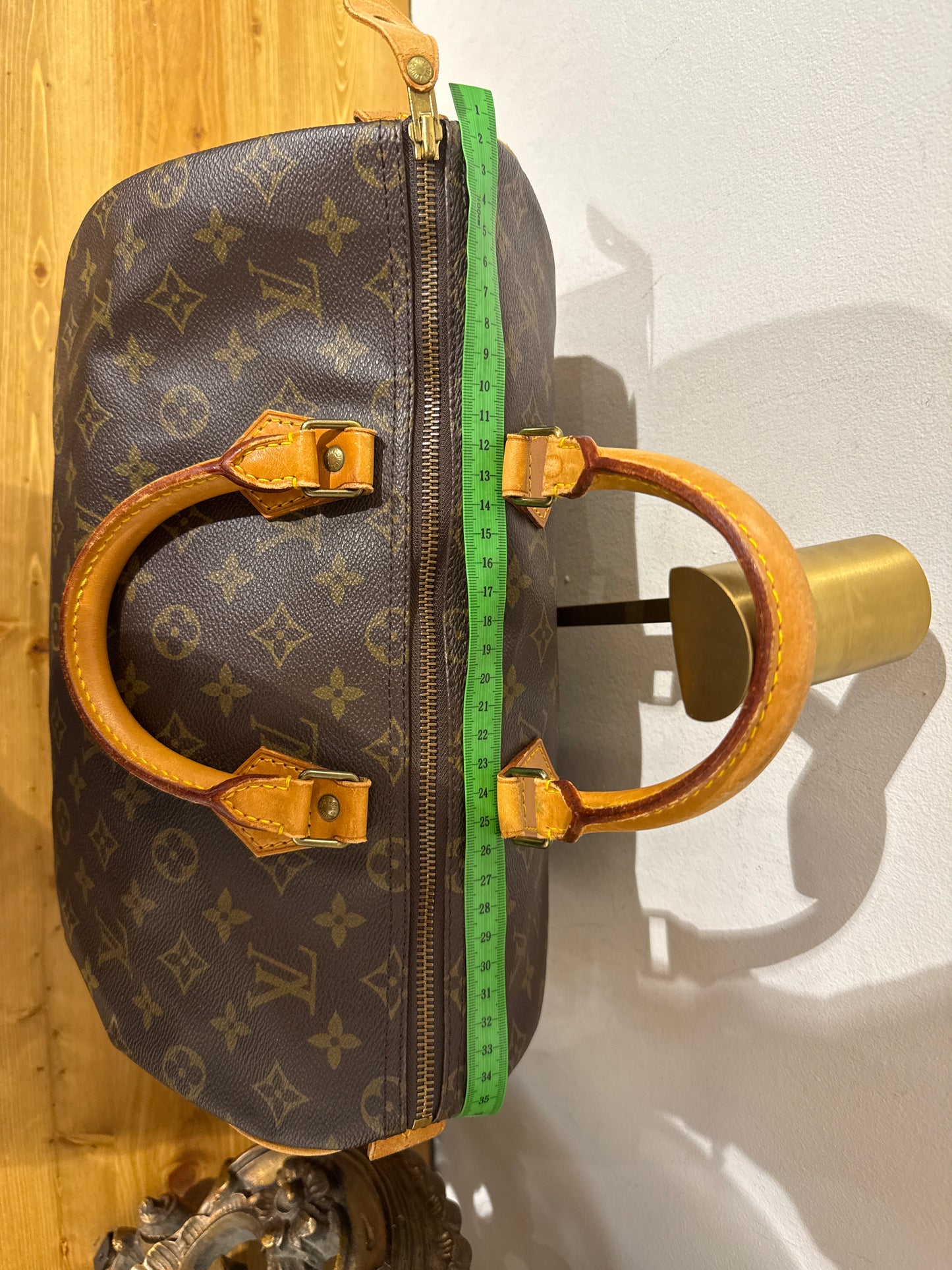 Louis Vuitton Speedy 35