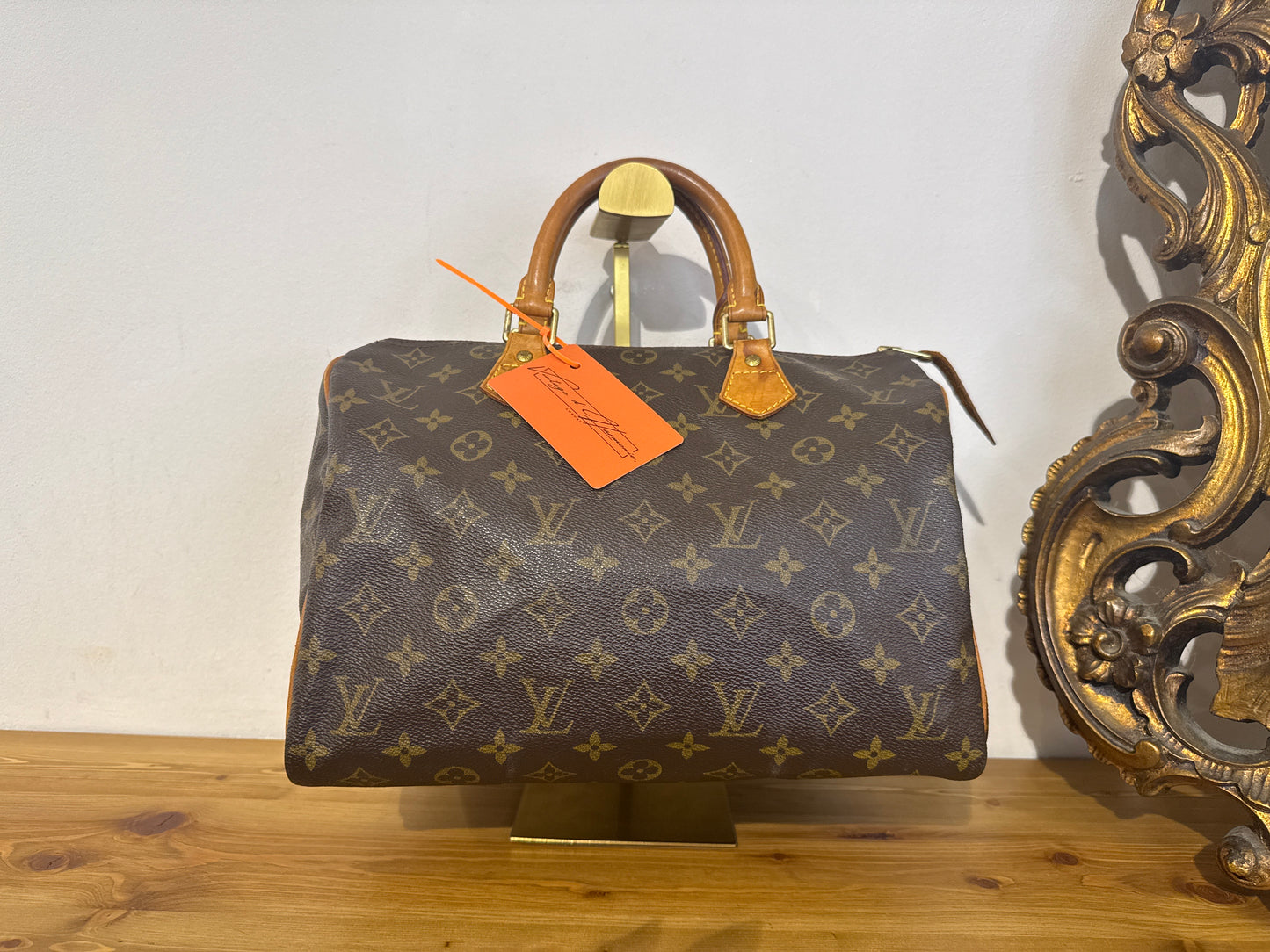 Louis Vuitton Speedy 30