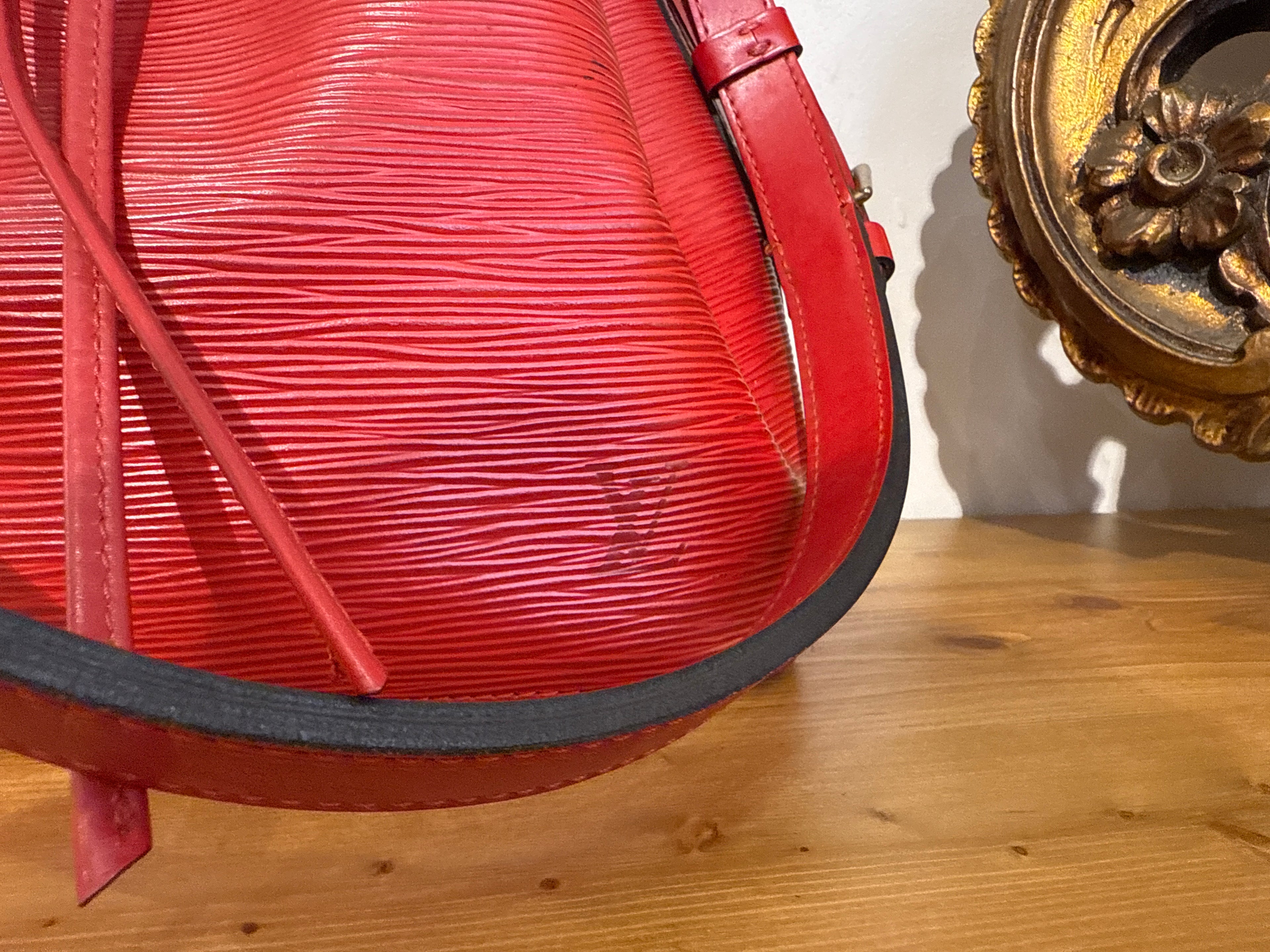 Louis Vuitton Petit Noe Epi